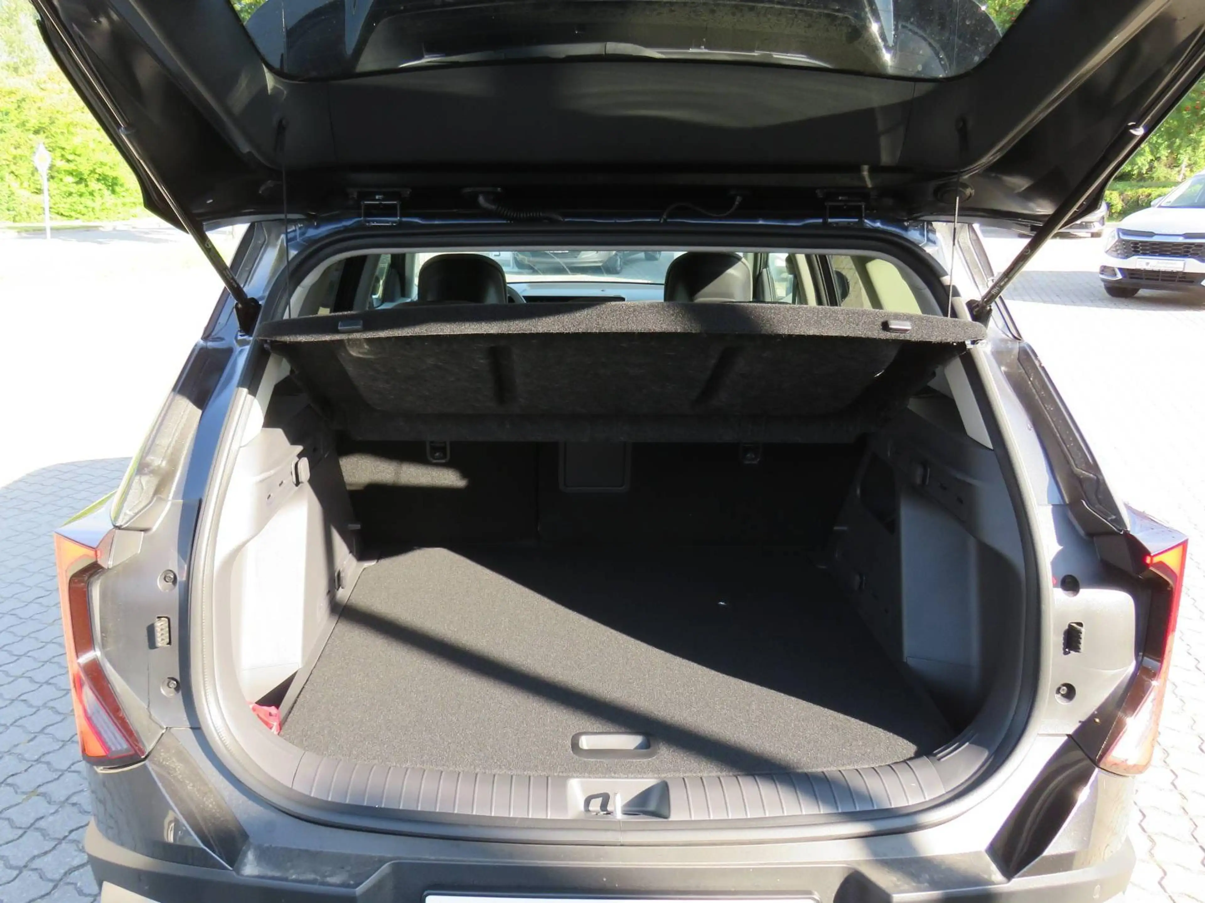 Kia Seltos 132 kW  Gold Spirit — photo 8