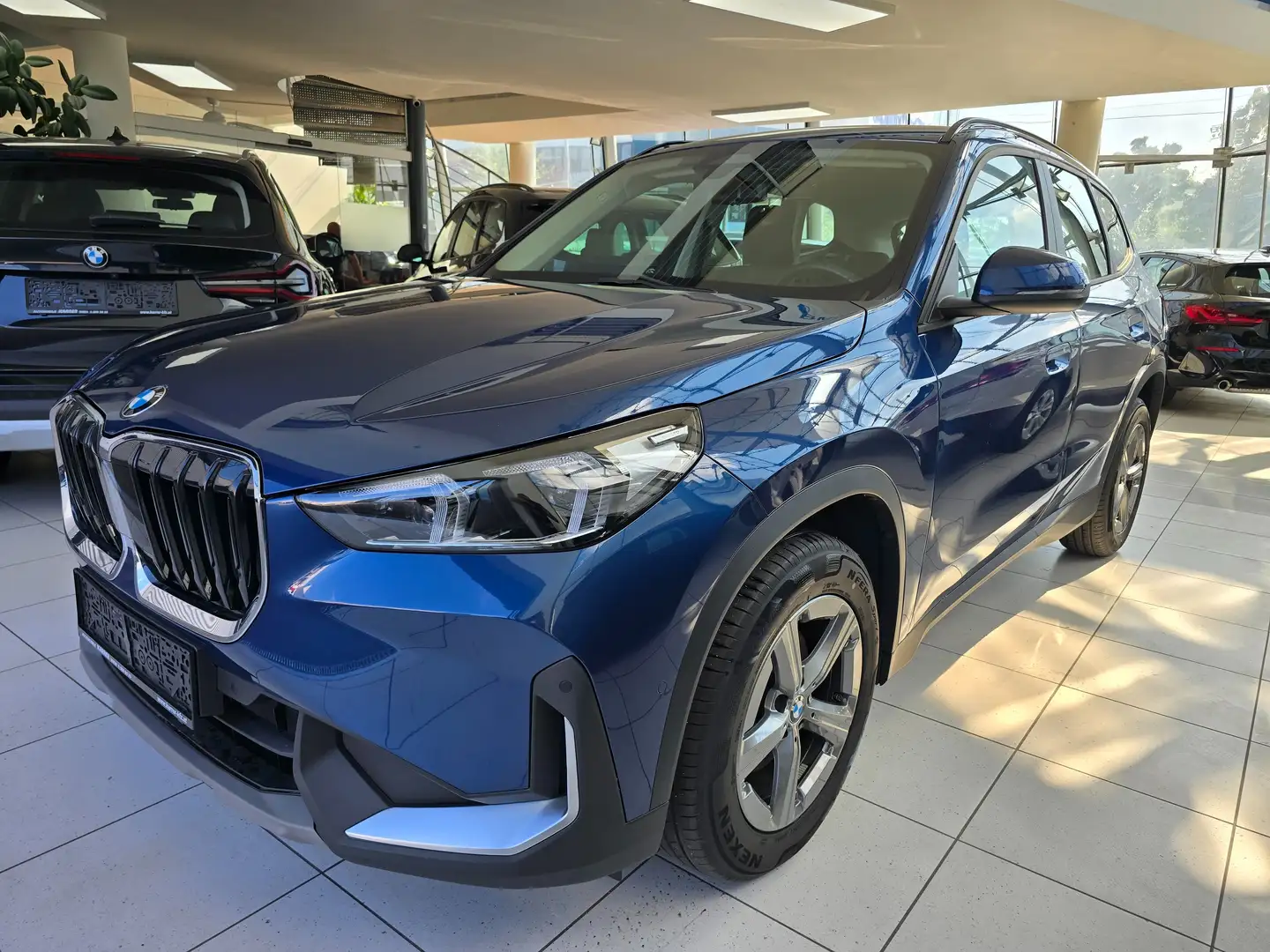 BMW X1 18d sDrive Aut. Lenkradheizung/Komfortzugang Blau - 1