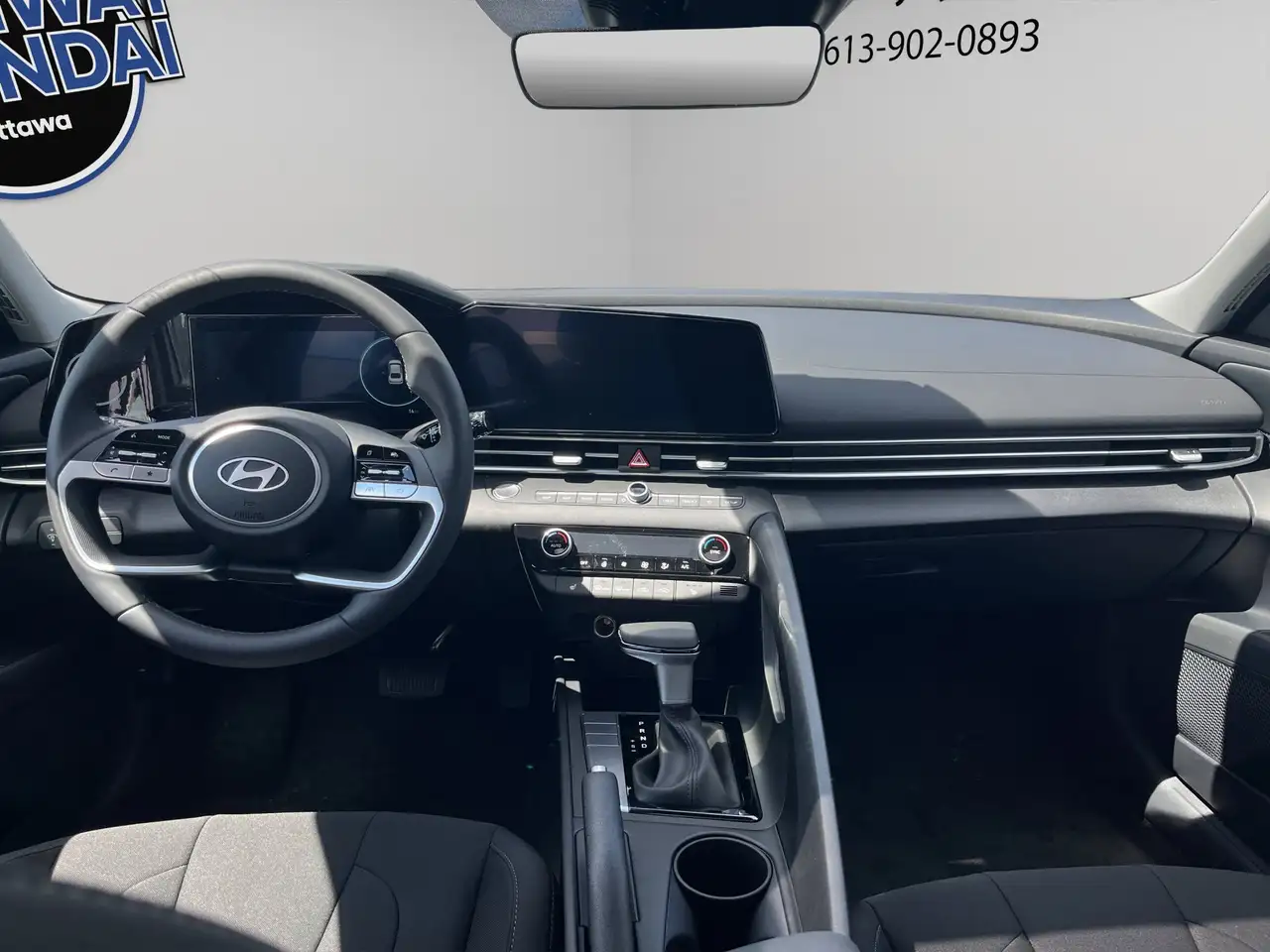 Hyundai ELANTRA снимка Hyundai ELANTRA