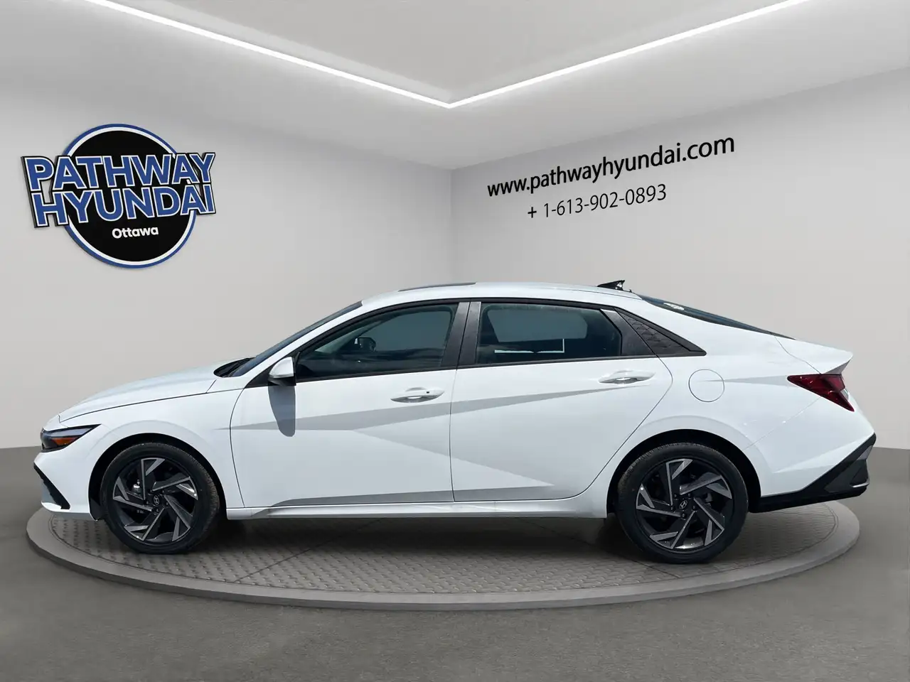 Hyundai ELANTRA снимка Hyundai ELANTRA