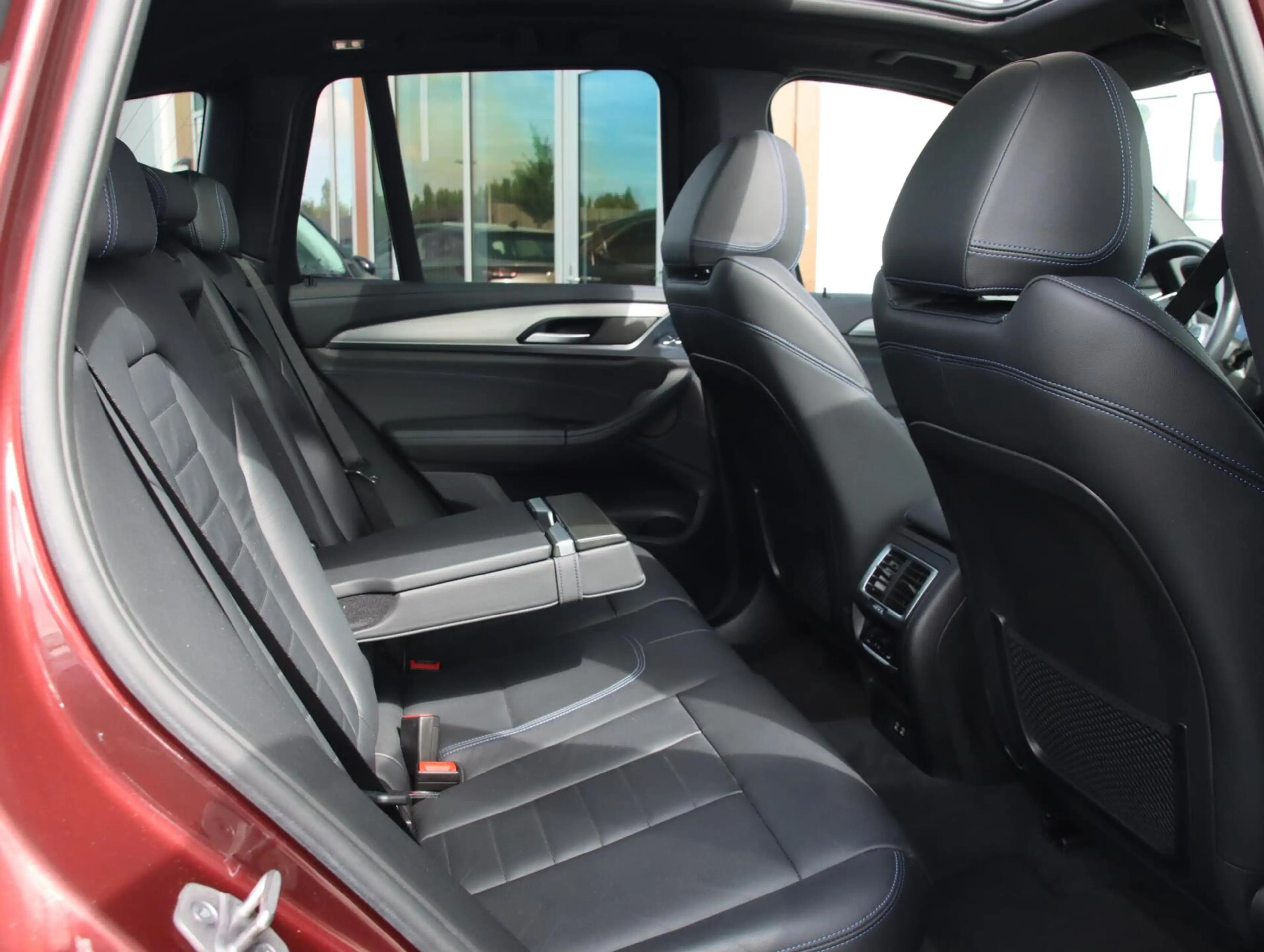 BMW iX3 High Executive 80kWh M-sport | SOH 92,5% | Panoram — photo 34