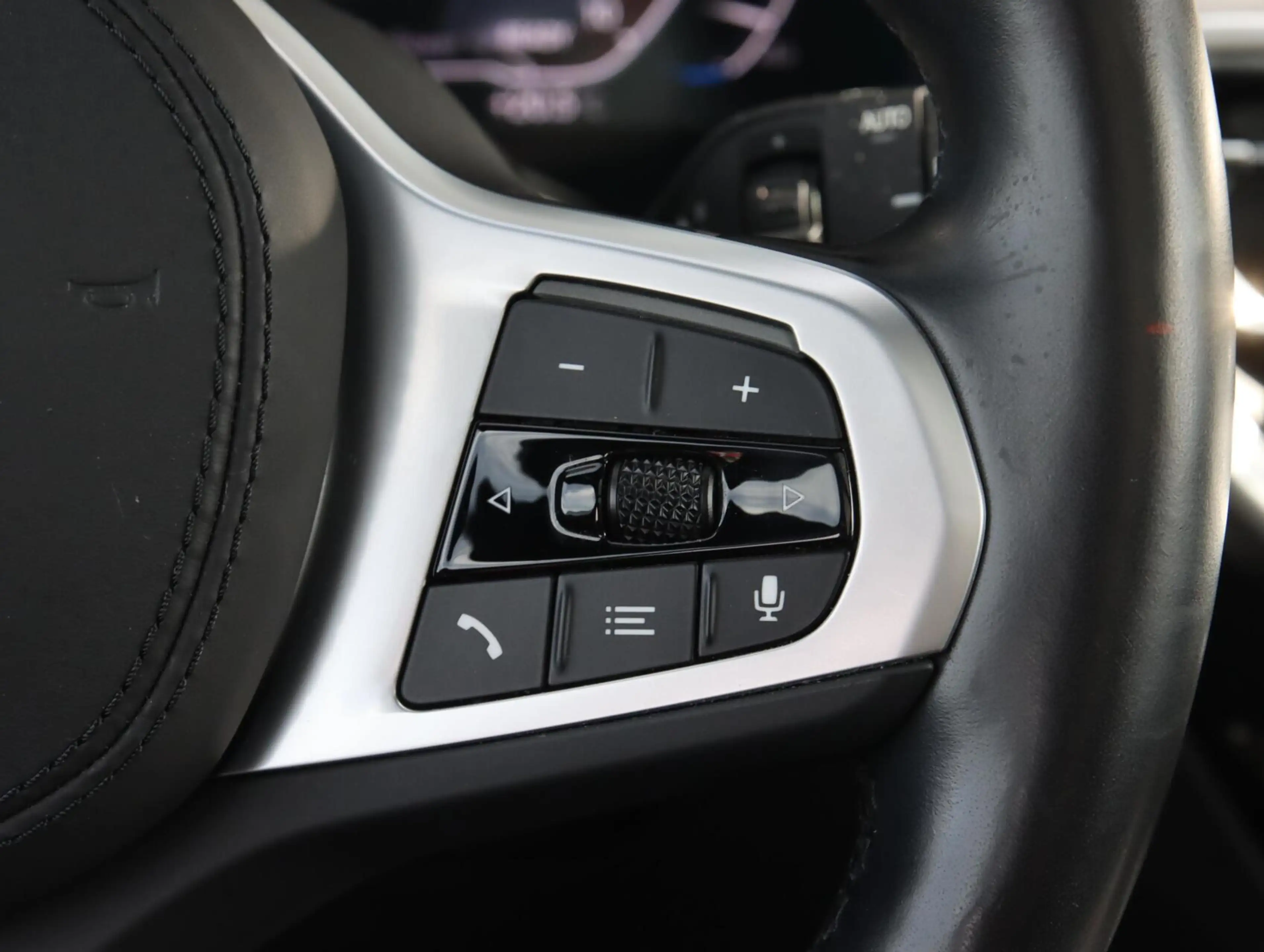 BMW iX3 High Executive 80kWh M-sport | SOH 92,5% | Panoram — photo 43