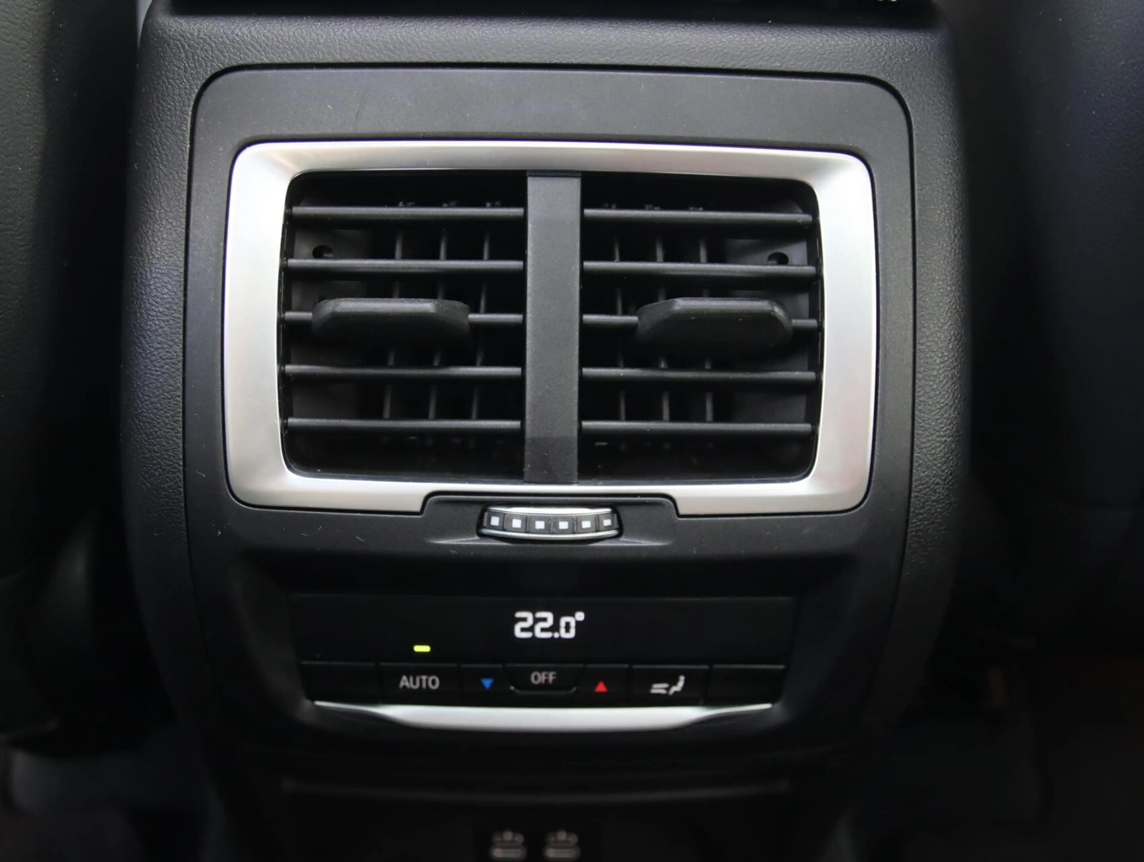 BMW iX3 High Executive 80kWh M-sport | SOH 92,5% | Panoram — photo 23