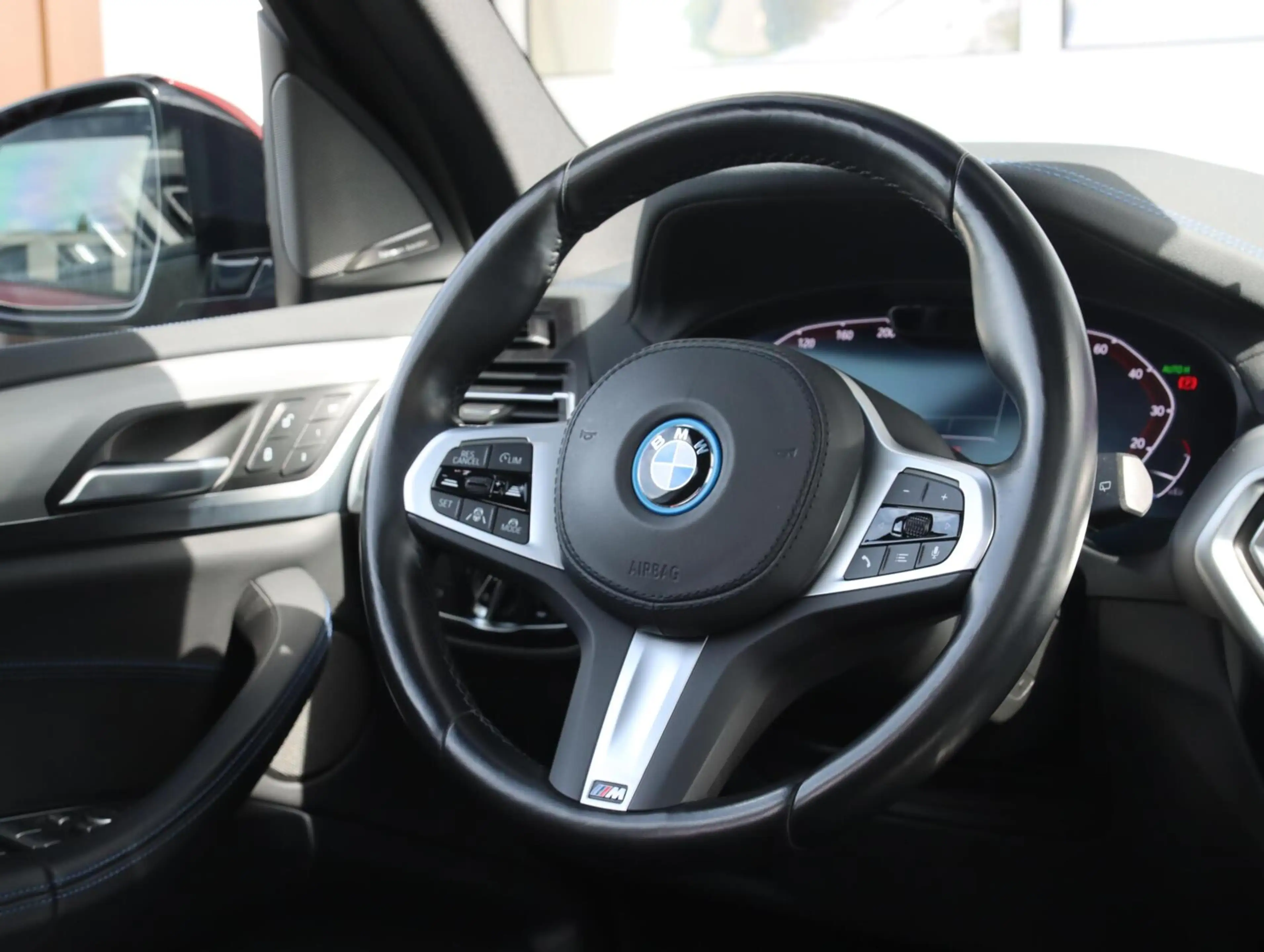 BMW iX3 High Executive 80kWh M-sport | SOH 92,5% | Panoram — photo 41
