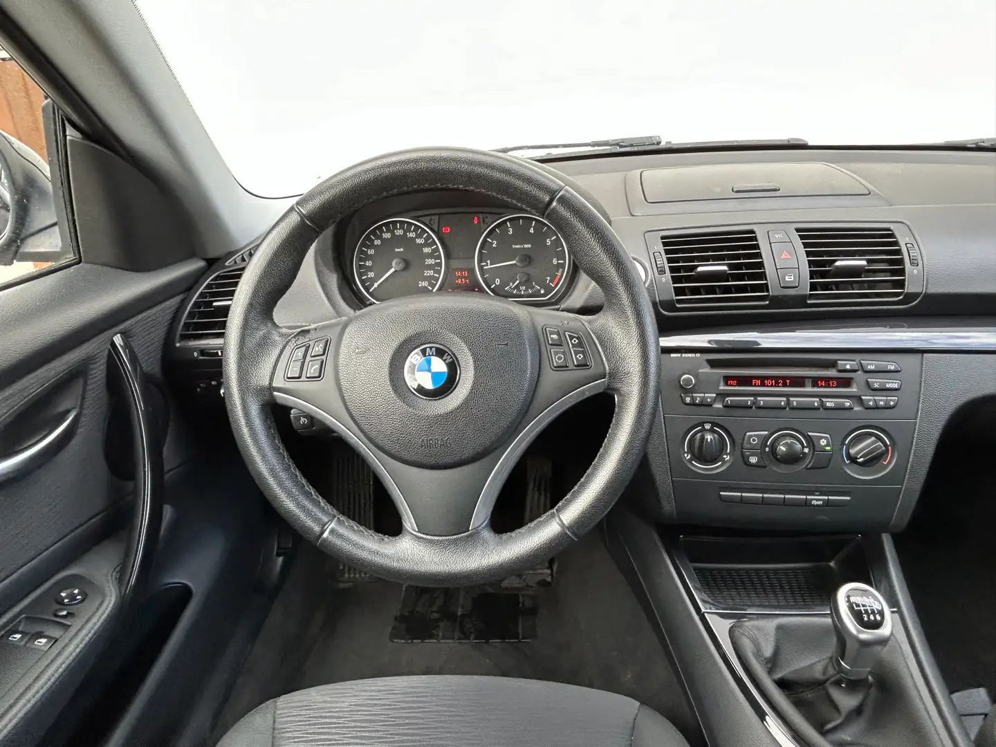 BMW 116 1-serie 116i Executive LCI|Cruise|Airco|Sportstuur Noir - 2