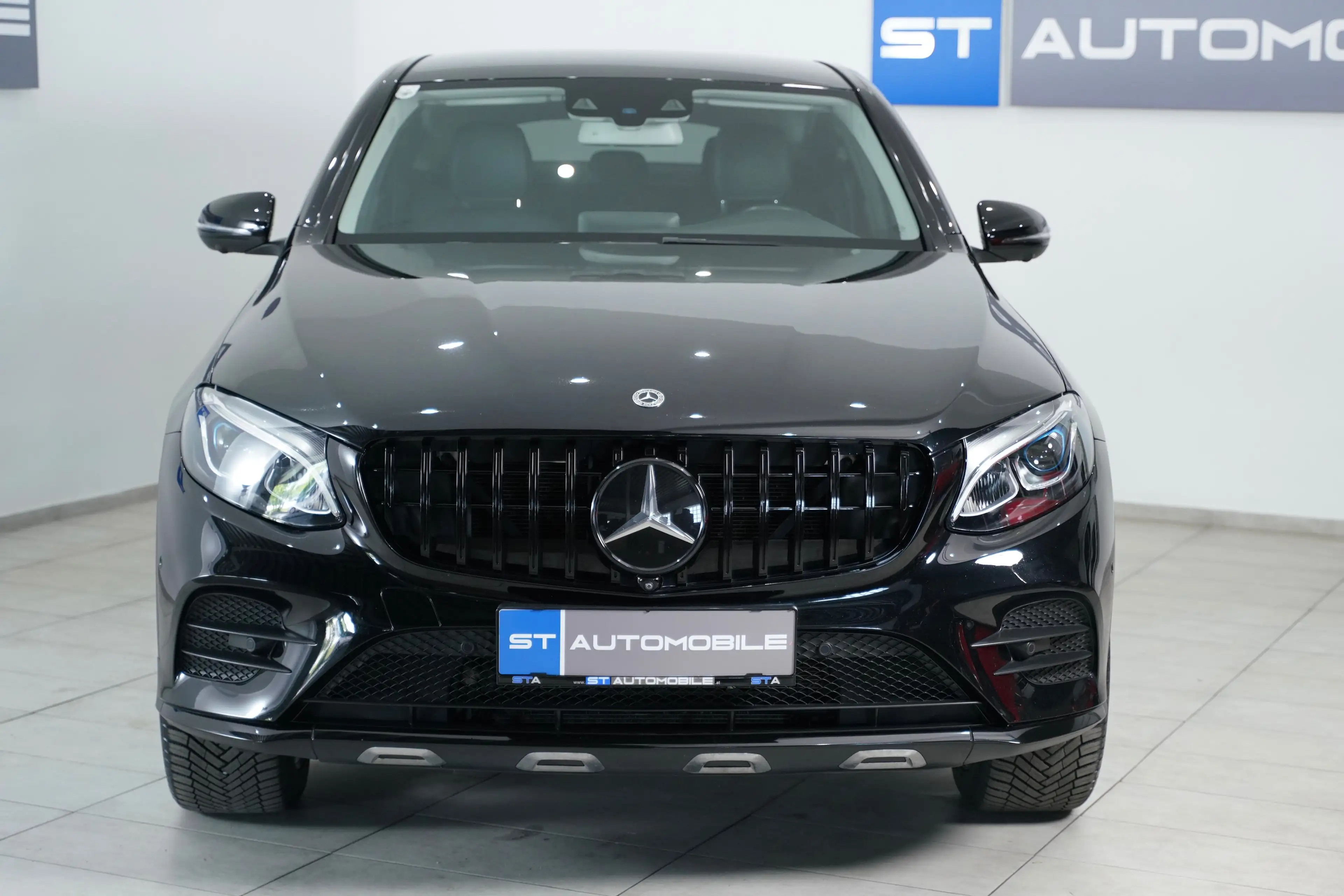 Mercedes-Benz GLC 350 GLC 350 e 4Matic // AMG -LINE // — photo 3