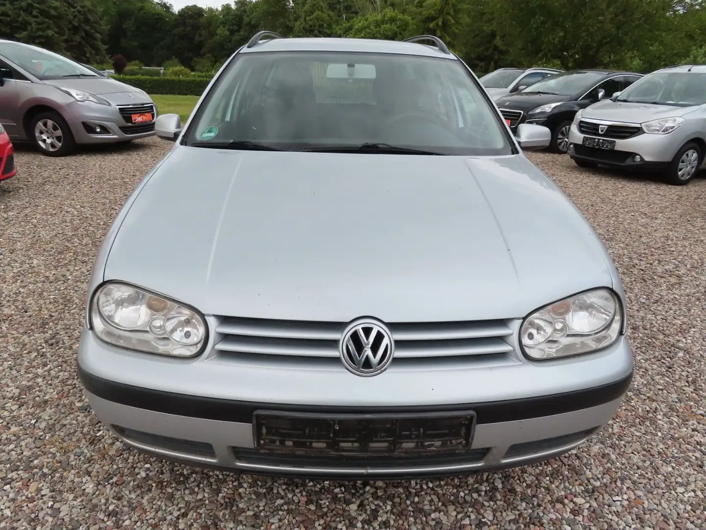 Volkswagen Golf 1.9TDI 74kW Special Variant KLIMA NAVI LMF Silber - 2