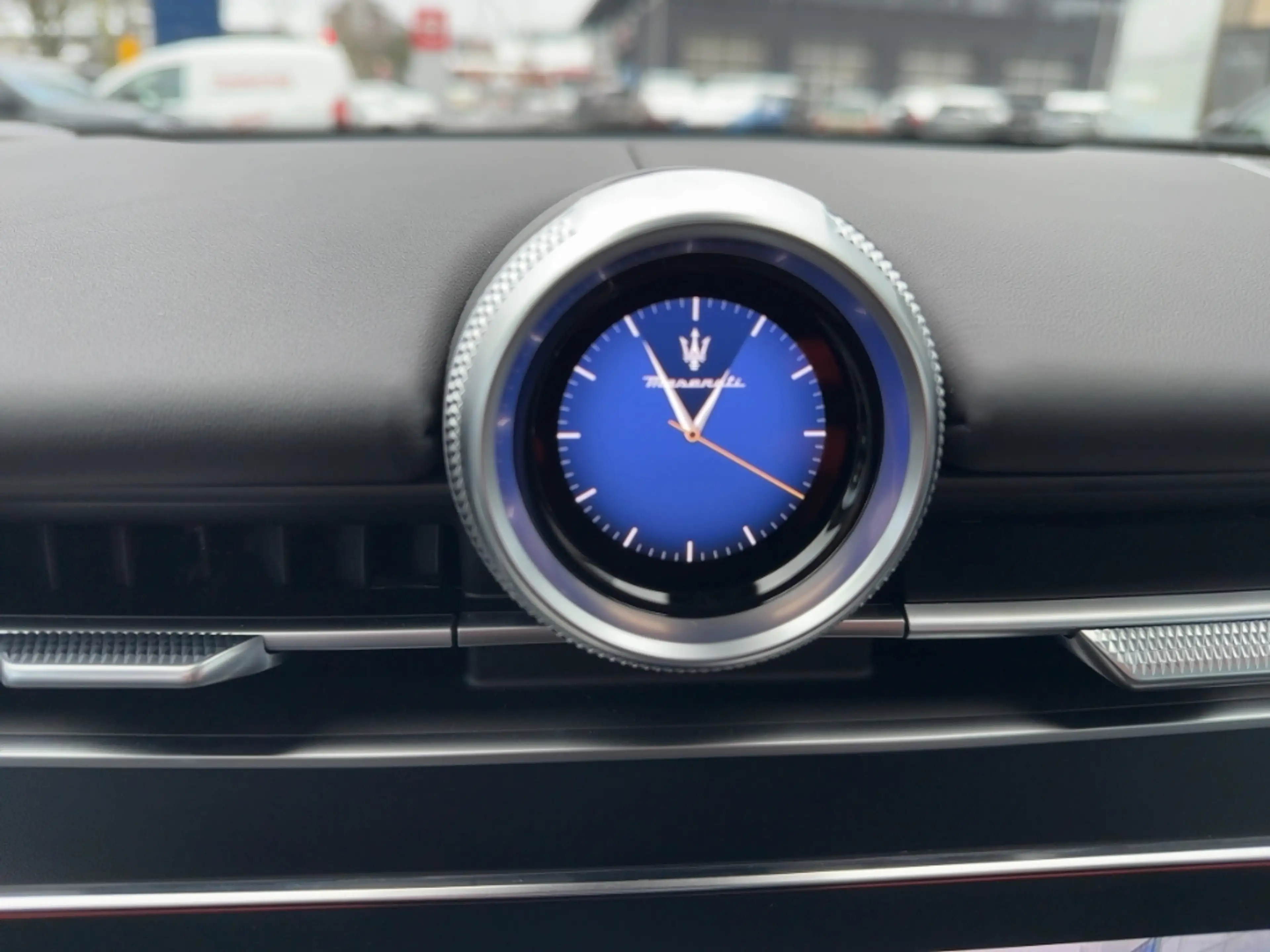 Maserati Grecale Modena MY25 330PS AWD - PANO - 360°- 21 Zoll — photo 15