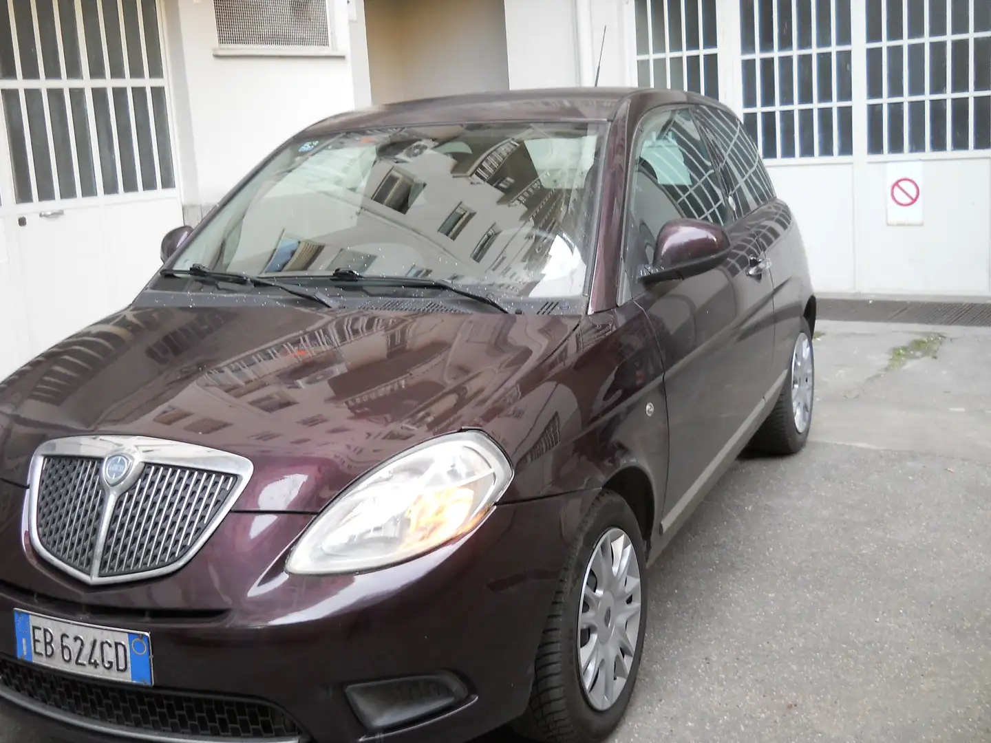 Lancia Ypsilon 1.4 8v New Oro (oro) ecochic Gpl Rosso - 1
