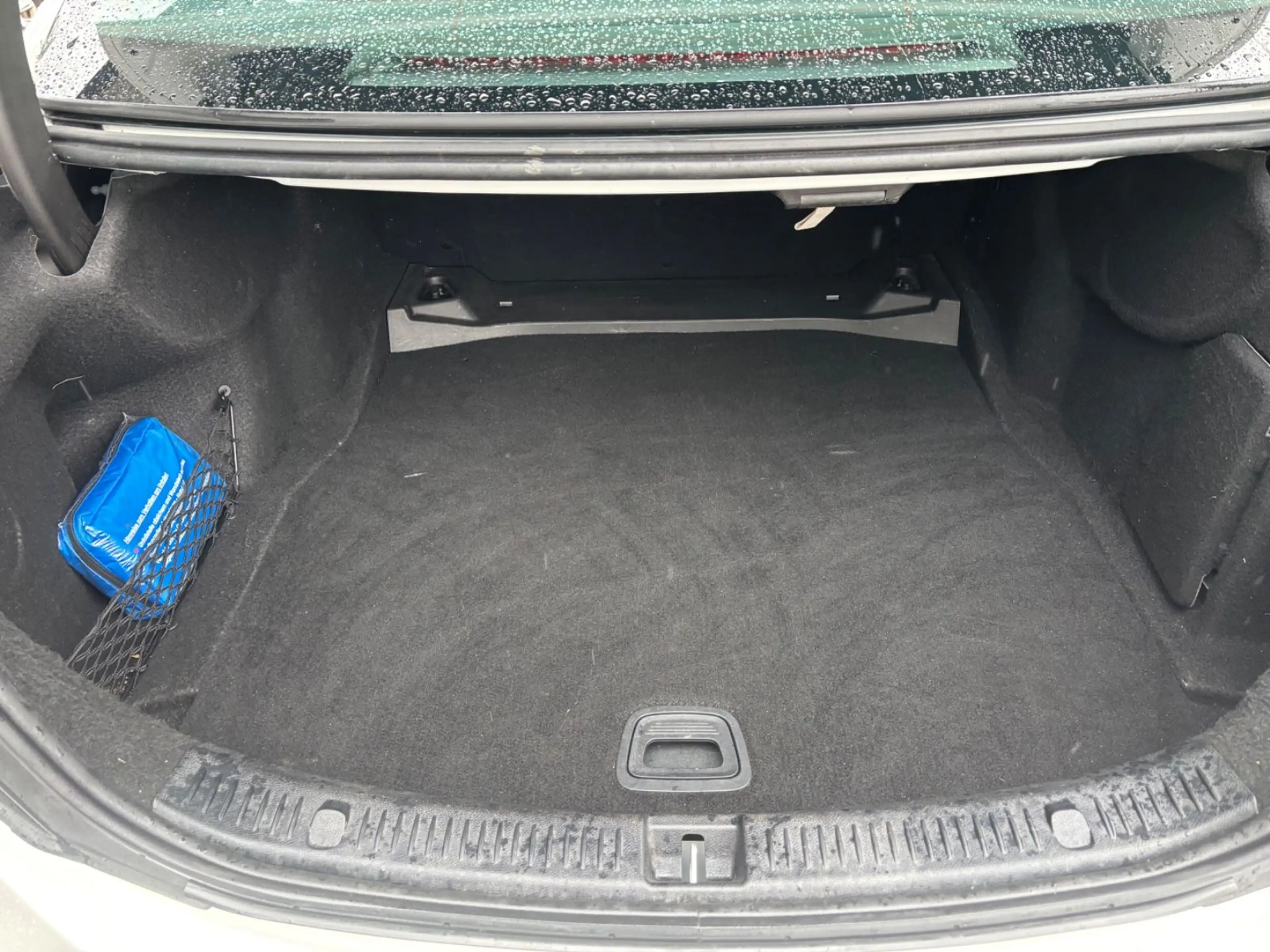 Mercedes-Benz E 250 Limousine*AMG-LINE*2 HAND*ILS*AHK* — photo 11