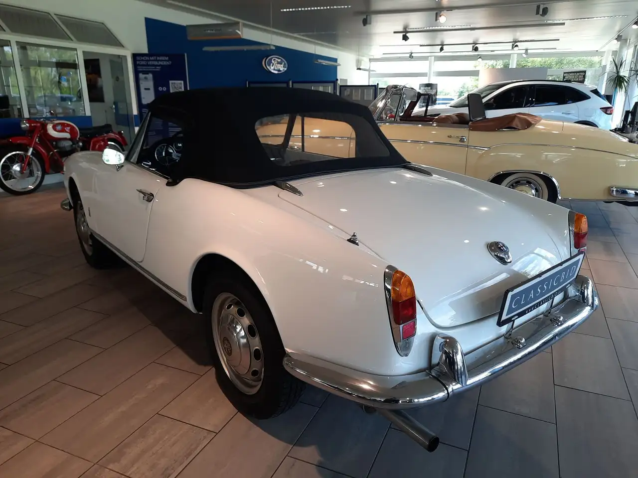 Alfa Romeo Spider Romeo Giulia Cabrio, foto 8