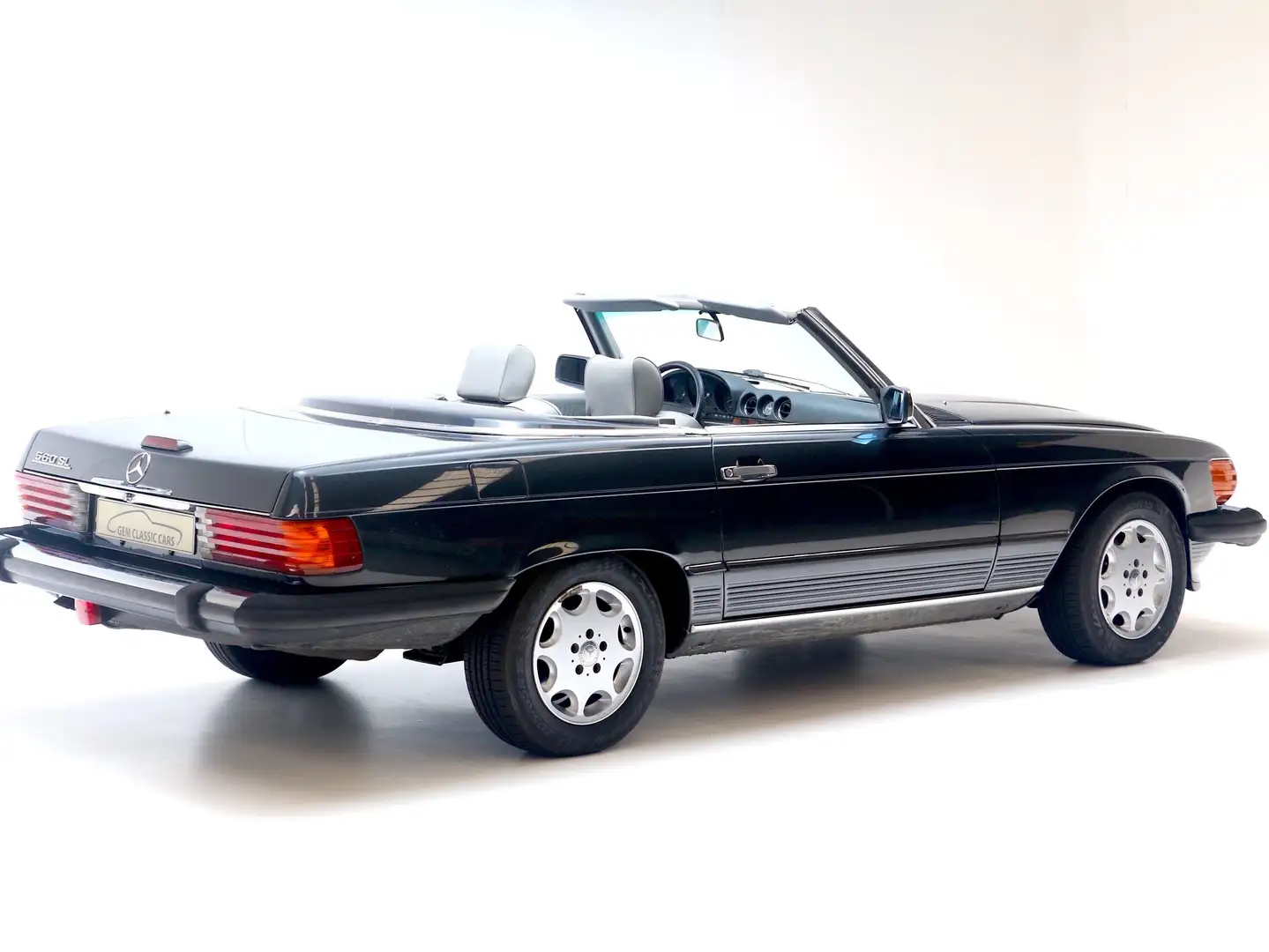Mercedes-Benz SL 560 Gris - 2