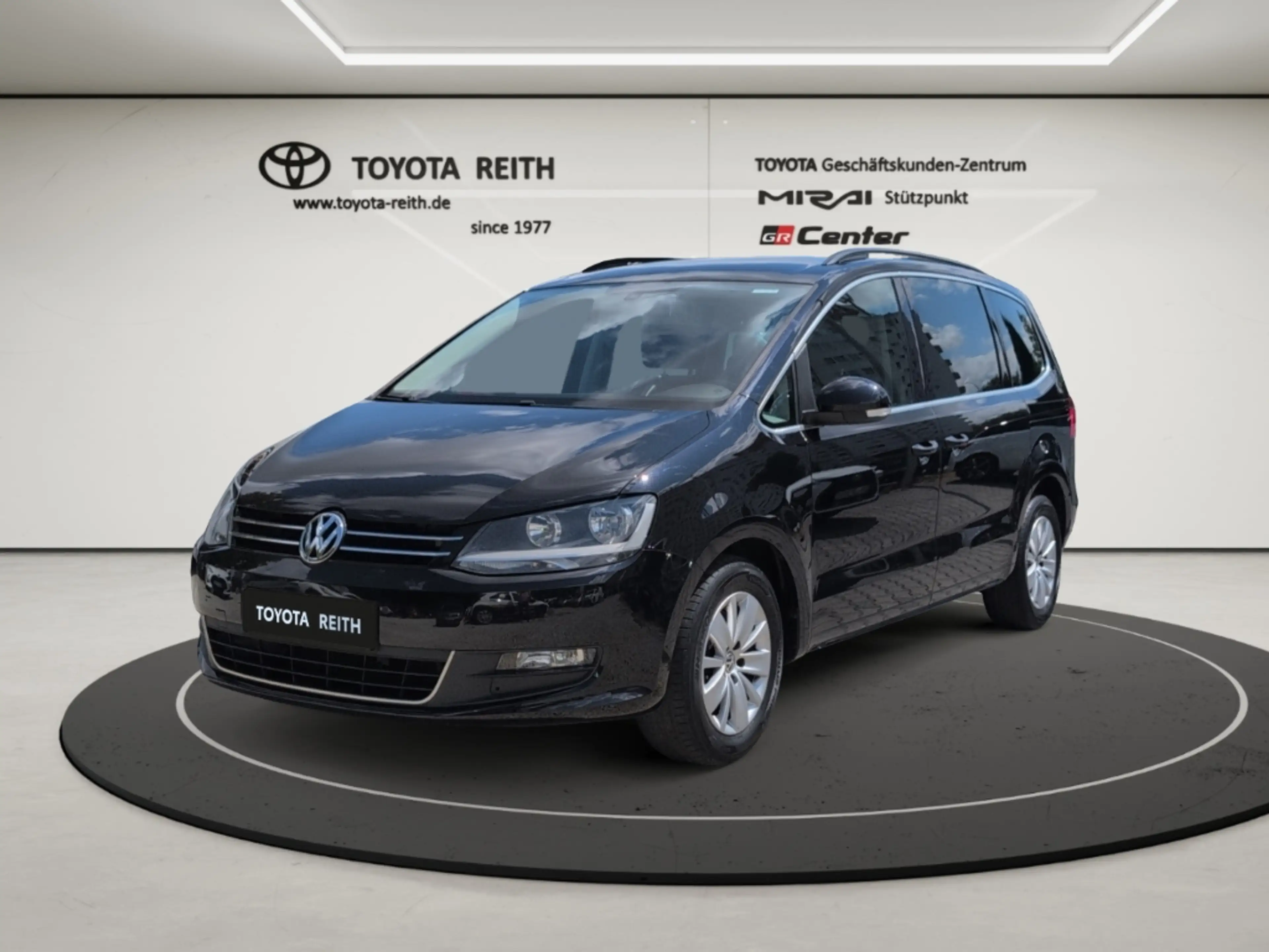 Volkswagen Sharan Comfortline BMT 1.4 TSI DGS El. Panodach Navi Dyn.