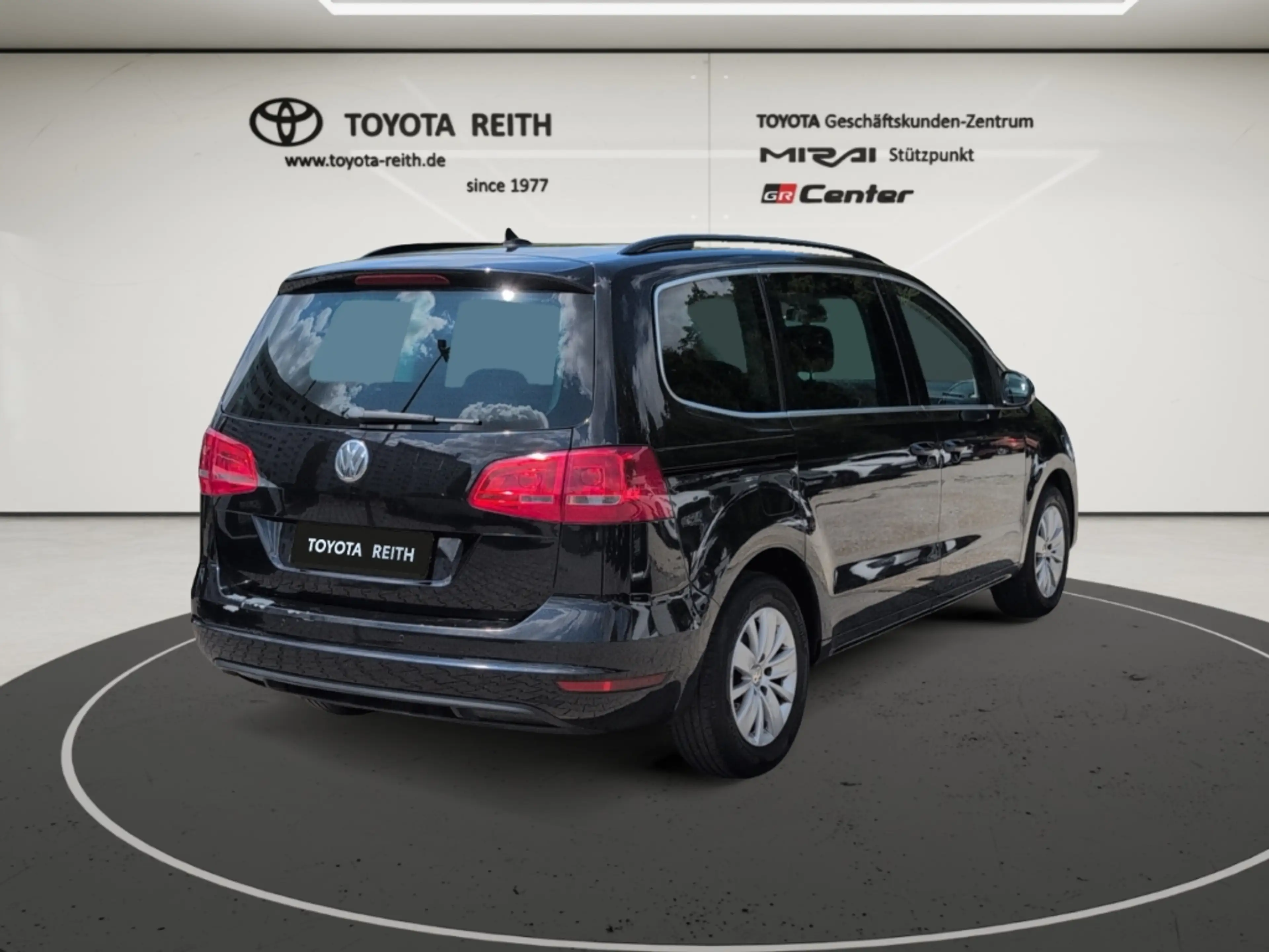 Volkswagen Sharan Comfortline BMT 1.4 TSI DGS El. Panodach Navi Dyn. — photo 5