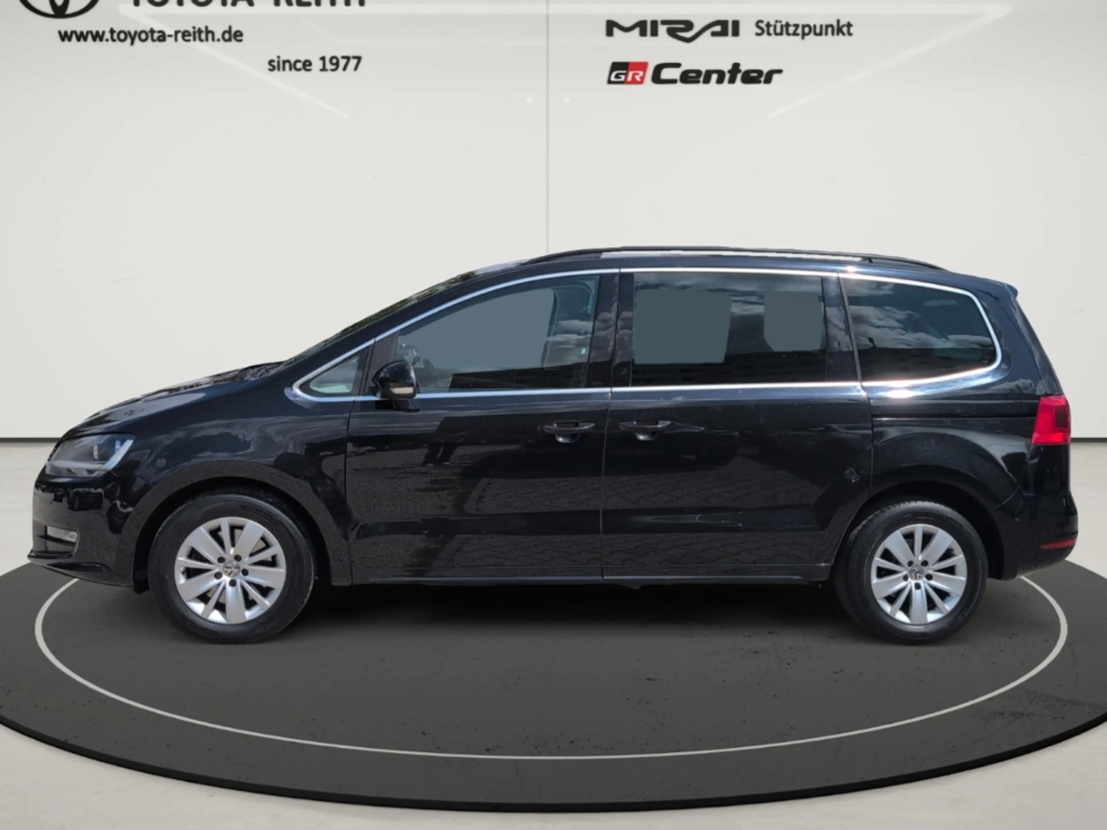 Volkswagen Sharan Comfortline BMT 1.4 TSI DGS El. Panodach Navi Dyn. — photo 2