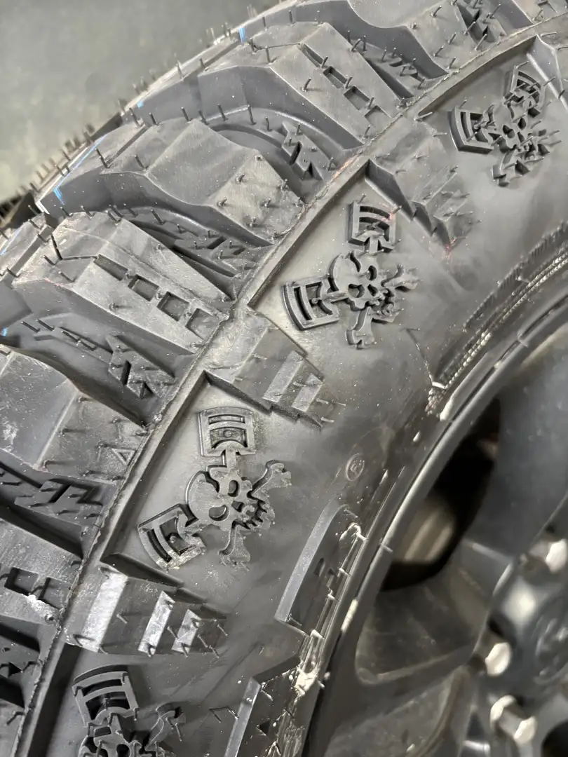 RAM 1500 classic slt - 1