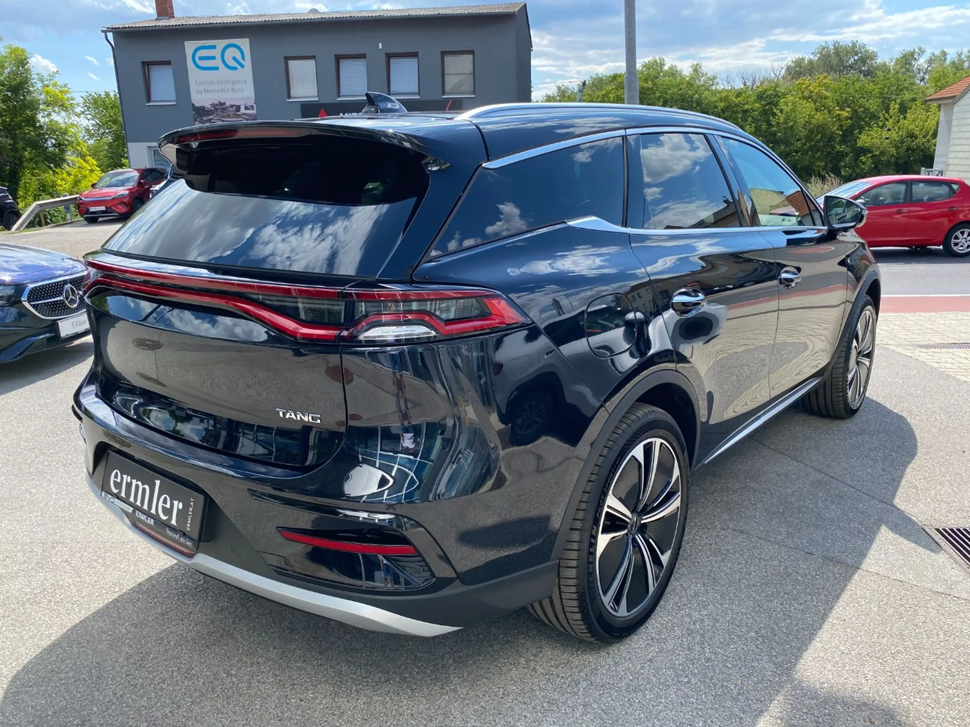 BYD Tang EV PTS DAB CarPlay HUD Shz KeyGo eHeck Ambi — photo 5