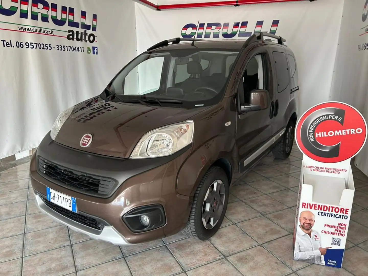 Fiat Fiorino QUBO 1.3 MJT 95CV Trekking (N1) Gris - 2