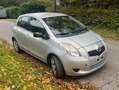 Toyota Yaris 1.3i 16v Linea Sol *AUTOMATIQUE* Silber - thumbnail 4