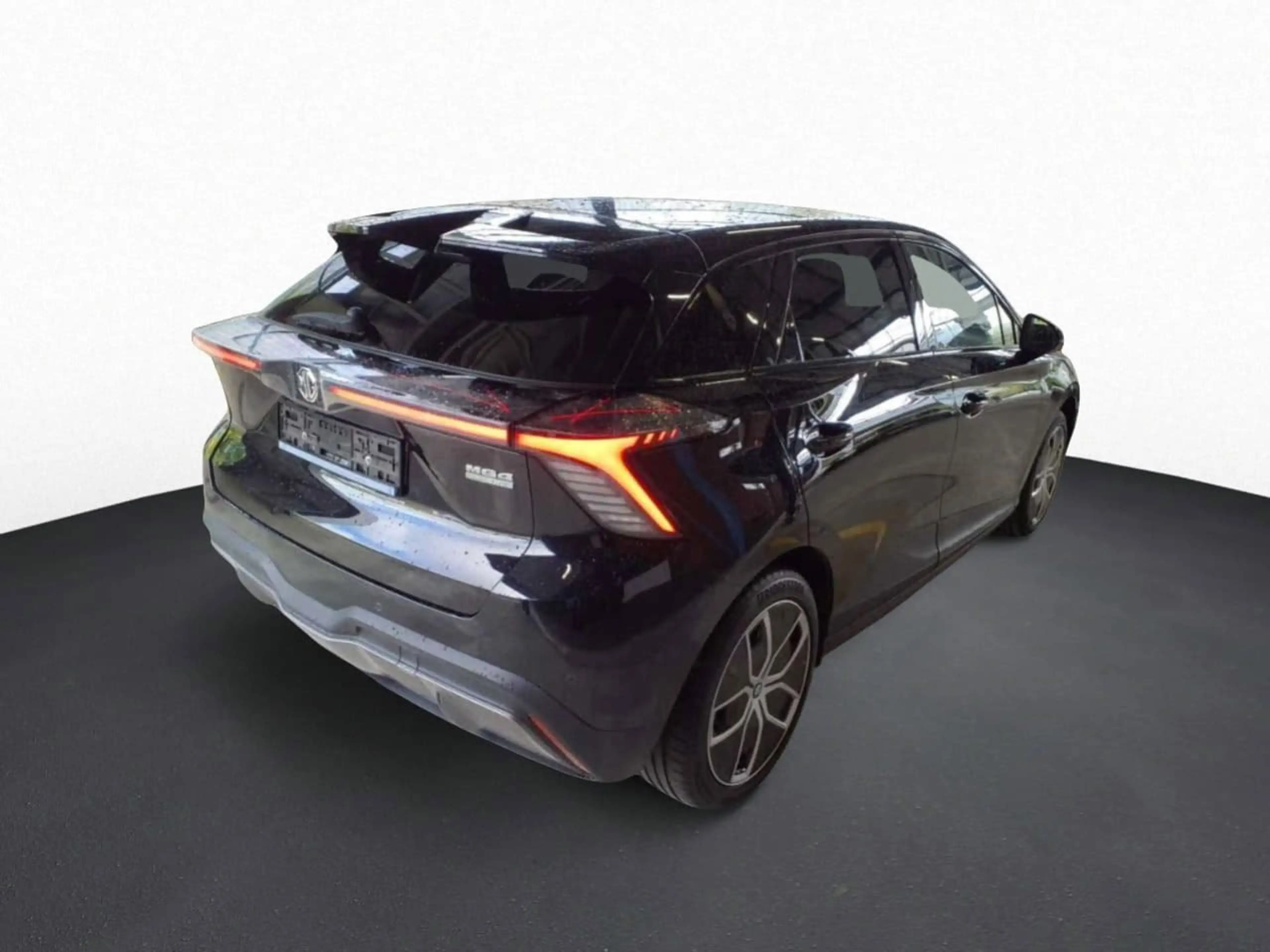 MG MG4 150 kW Luxury 64 kWh 360° ACC BLIS LED Lane AUT Kl — photo 5