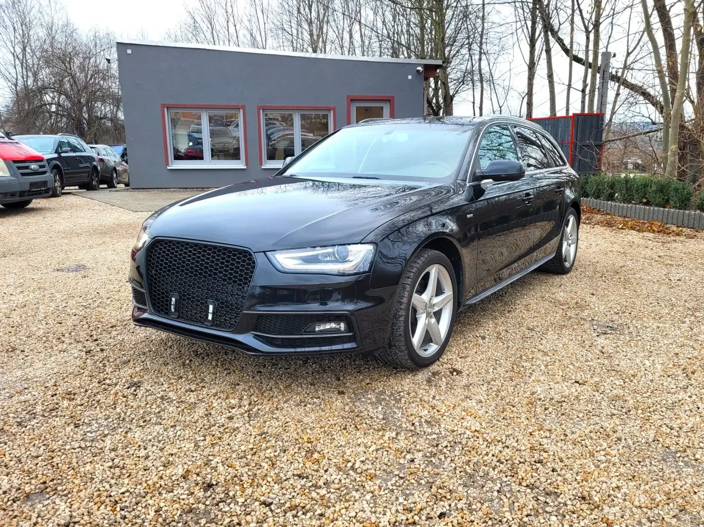 Audi A4 Avant Ambiente*Temp*Navi*SZH*LMF*PDC*S-Line Schwarz - 1