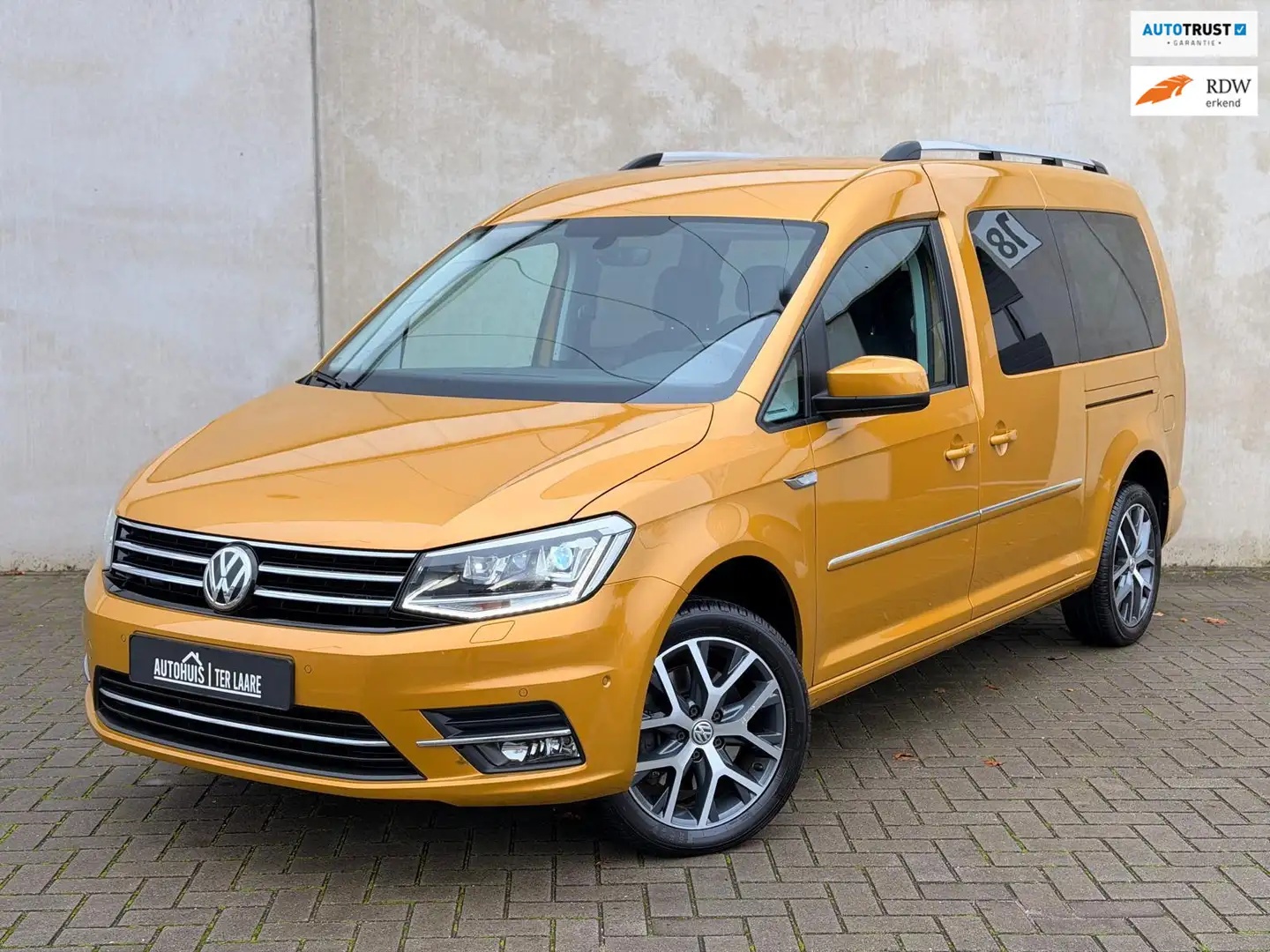 Volkswagen Caddy Maxi 1.4 TSI Highline DSG 7P Carplay Leder/alca Giallo - 1