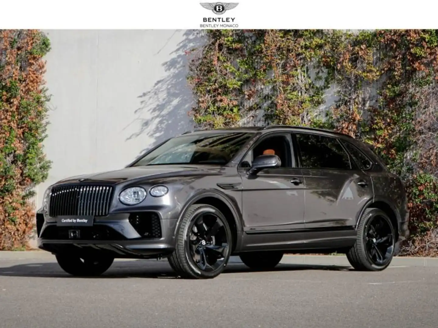 Bentley Bentayga EWB Azure V8 4.0 550ch Gris - 1