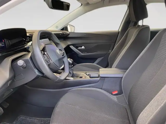 Peugeot 308 view 7