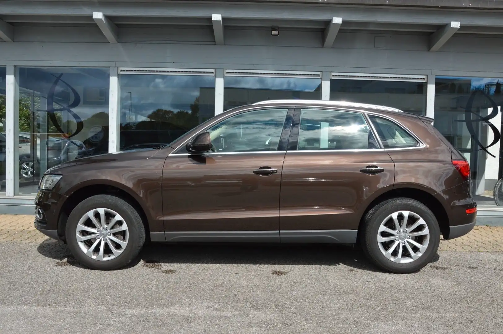 Audi Q5 2.0 TDI Quattro*XENON*BANG&OLUF*LEDER*SHZ*RDK Коричневий - 2