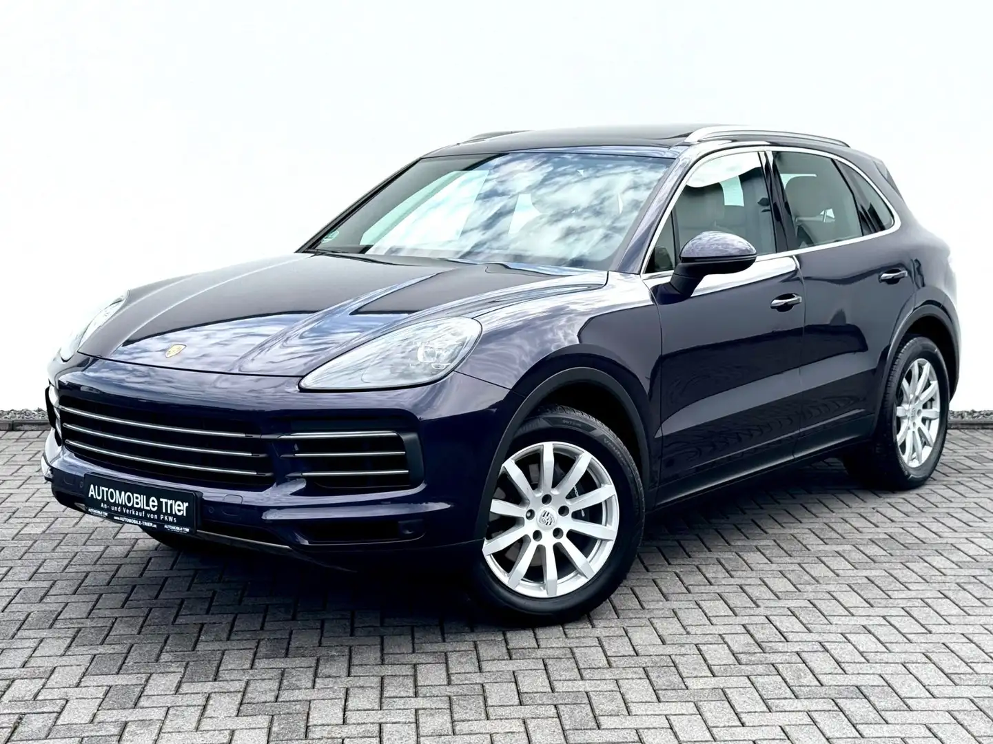 Porsche Cayenne S  3.0 V6 / NAVI / LED / PANO / 1.HAND / - 1