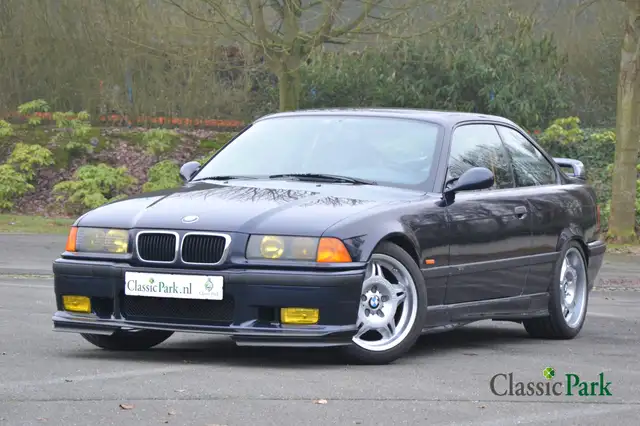 BMW 323 323i E36 Coupé "Clubsport"