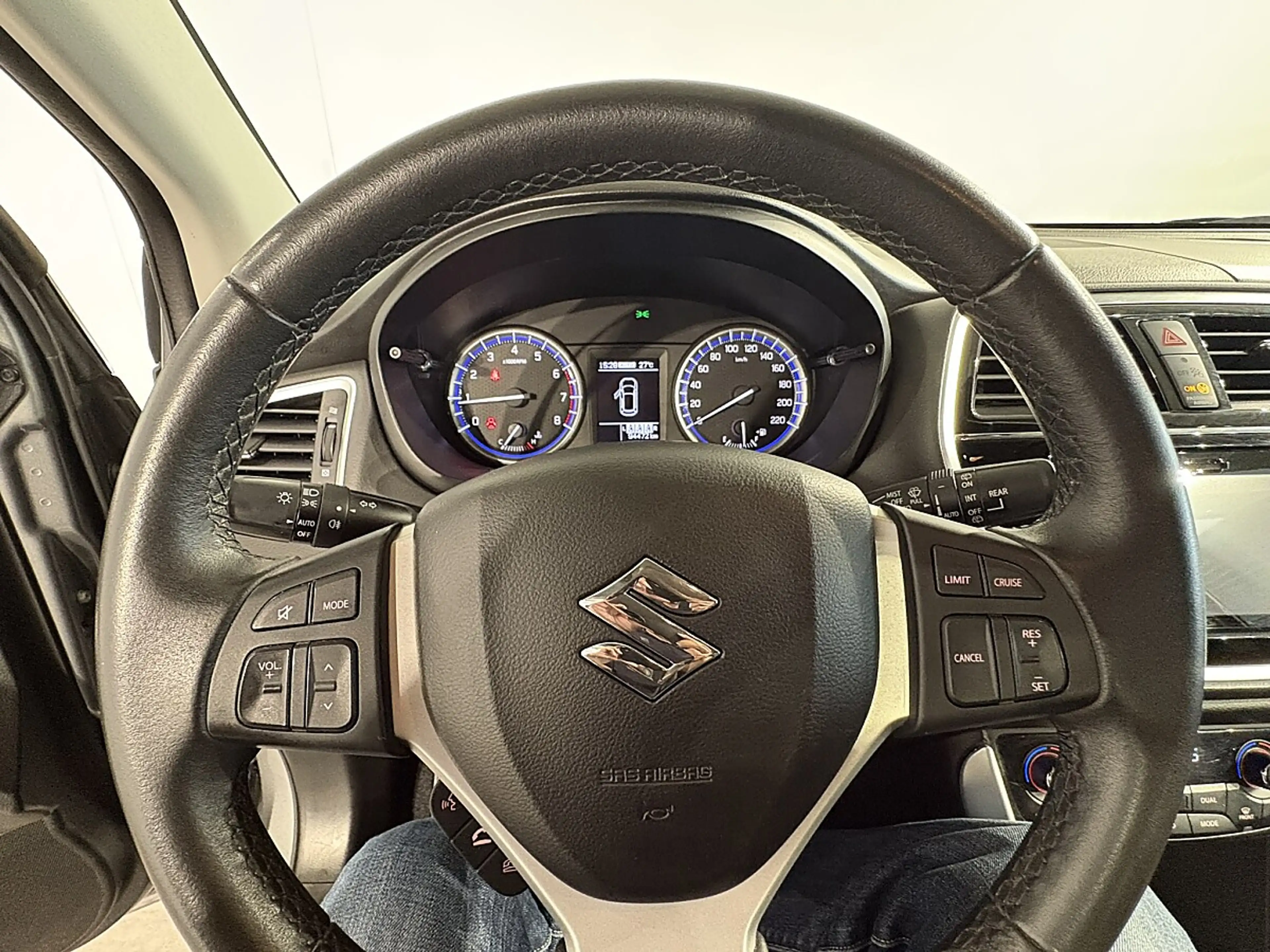 Suzuki SX4 S-Cross 1,0 DITC ALLGRIP shine — photo 13