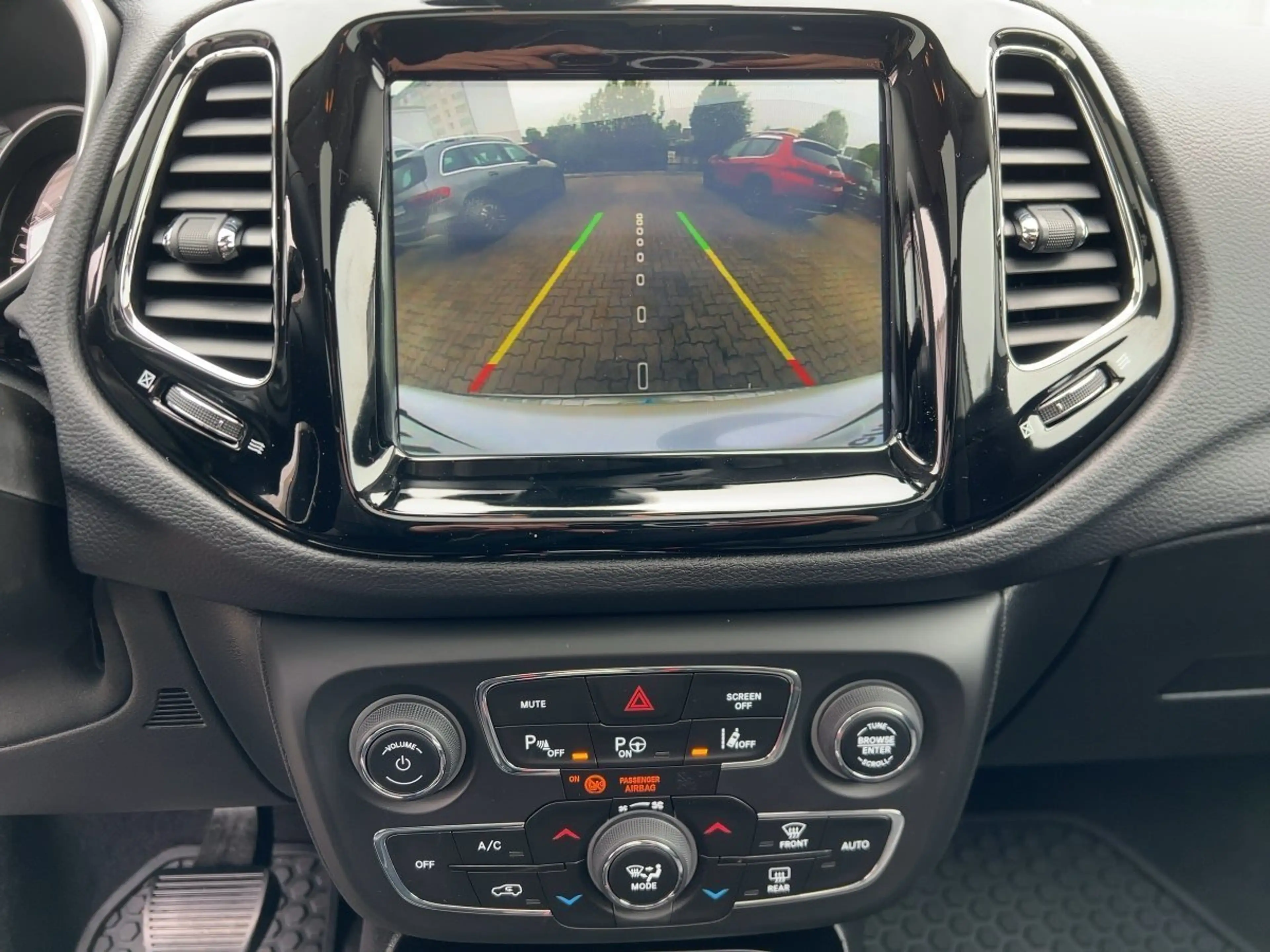 Jeep Compass 1.4 MultiAir Limited 4WD Apple CarPlay SHZ — photo 13