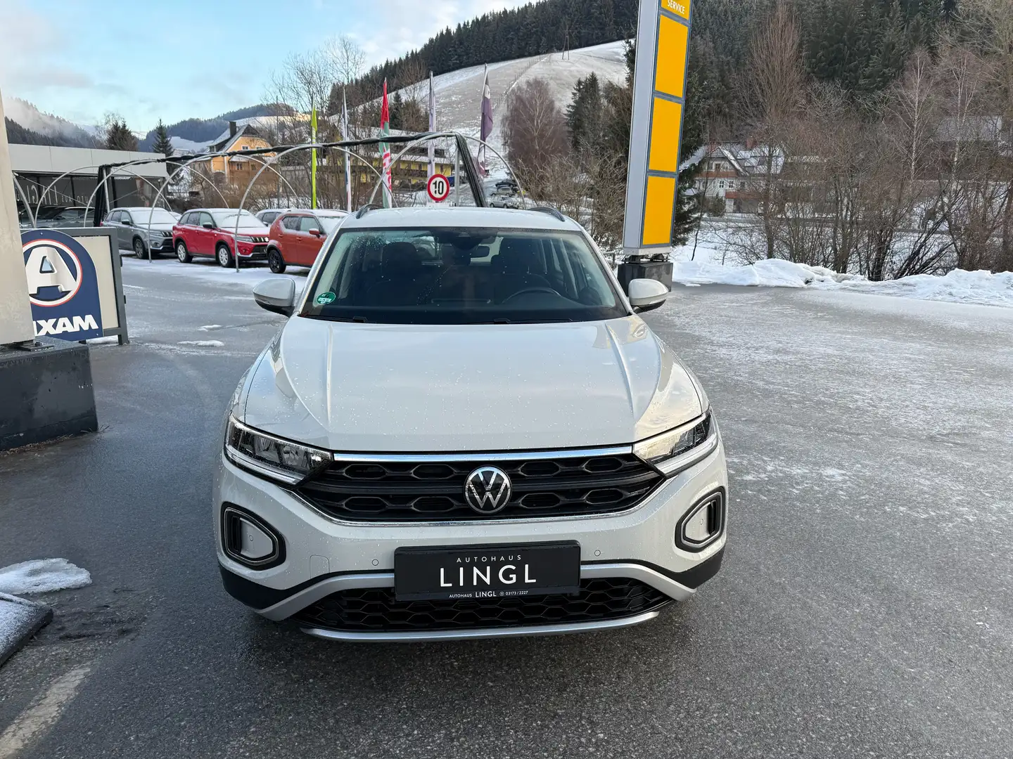 Volkswagen T-Roc 1.0 TSI Life *AHV; LED; VIRTUAL* Grau - 2