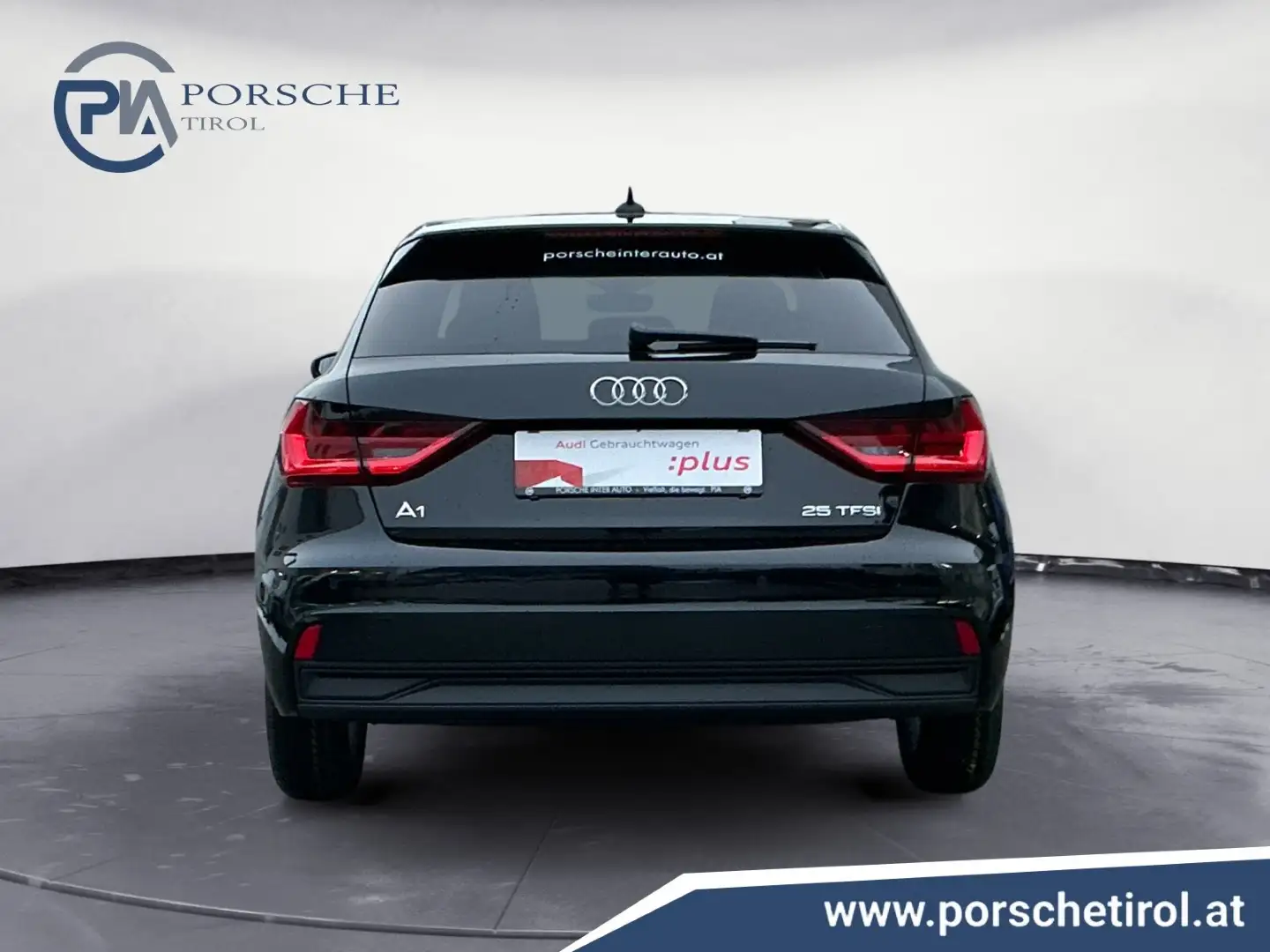 Audi A1 25 TFSI intense Schwarz - 2