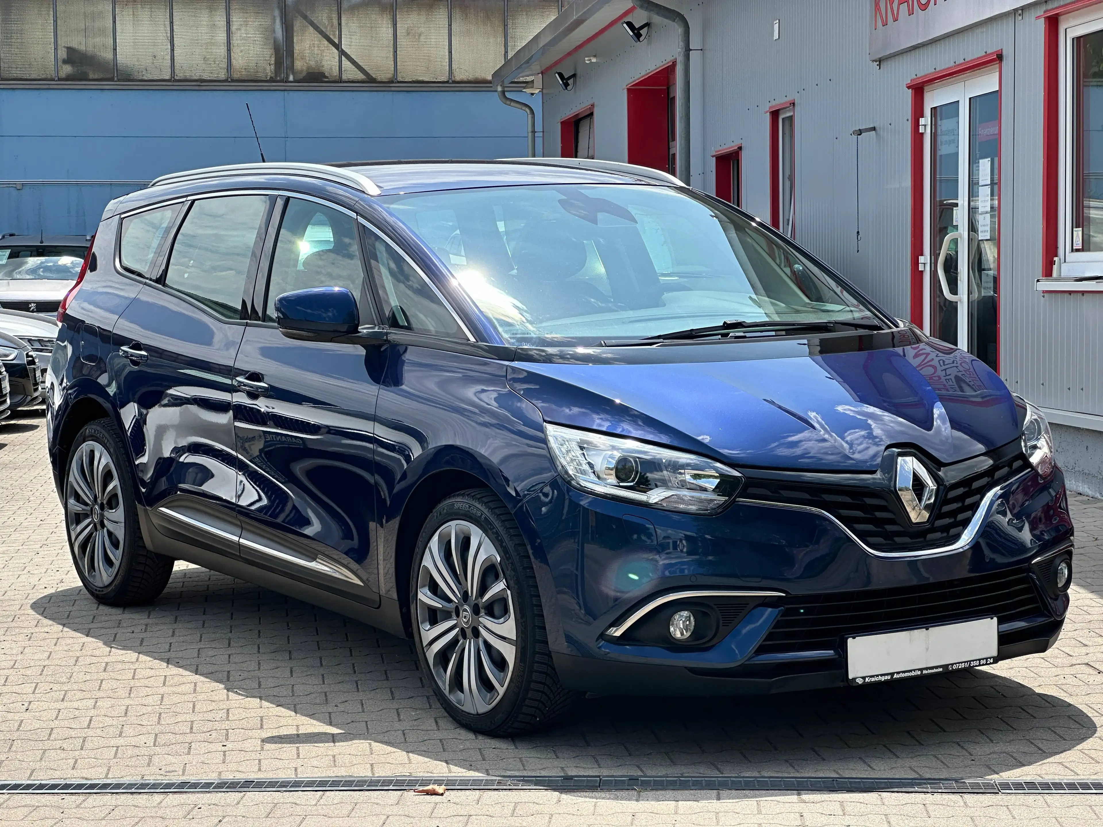 Renault Scenic Grand 1.7 BLUE dci*AUTOMATIK*Navi*Parkpilot*Sitzhz — photo 8