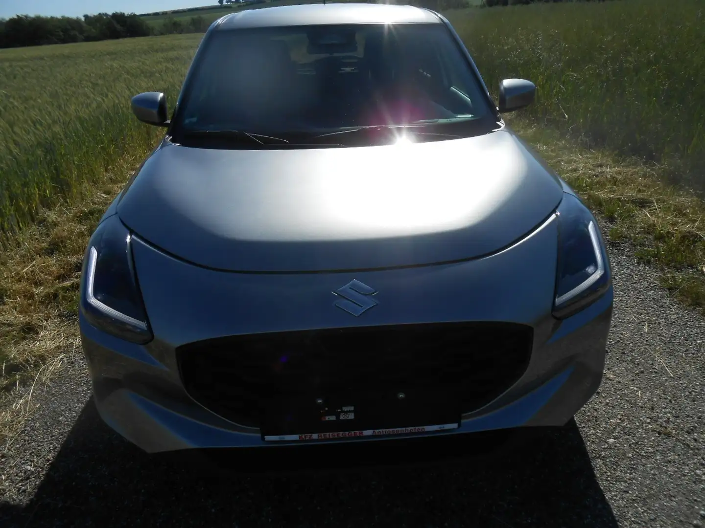 Suzuki Swift Swift 1,2 Hybrid DualJet Shine Grau - 2
