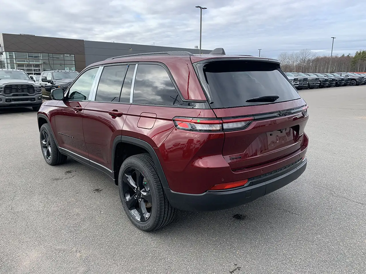 Jeep Grand Cherokee снимка Jeep Grand Cherokee