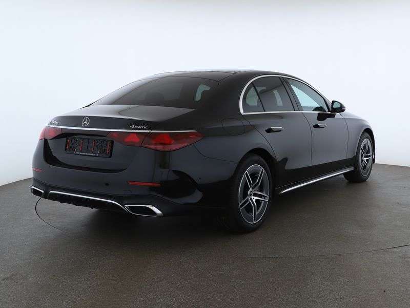 Mercedes-Benz E 300