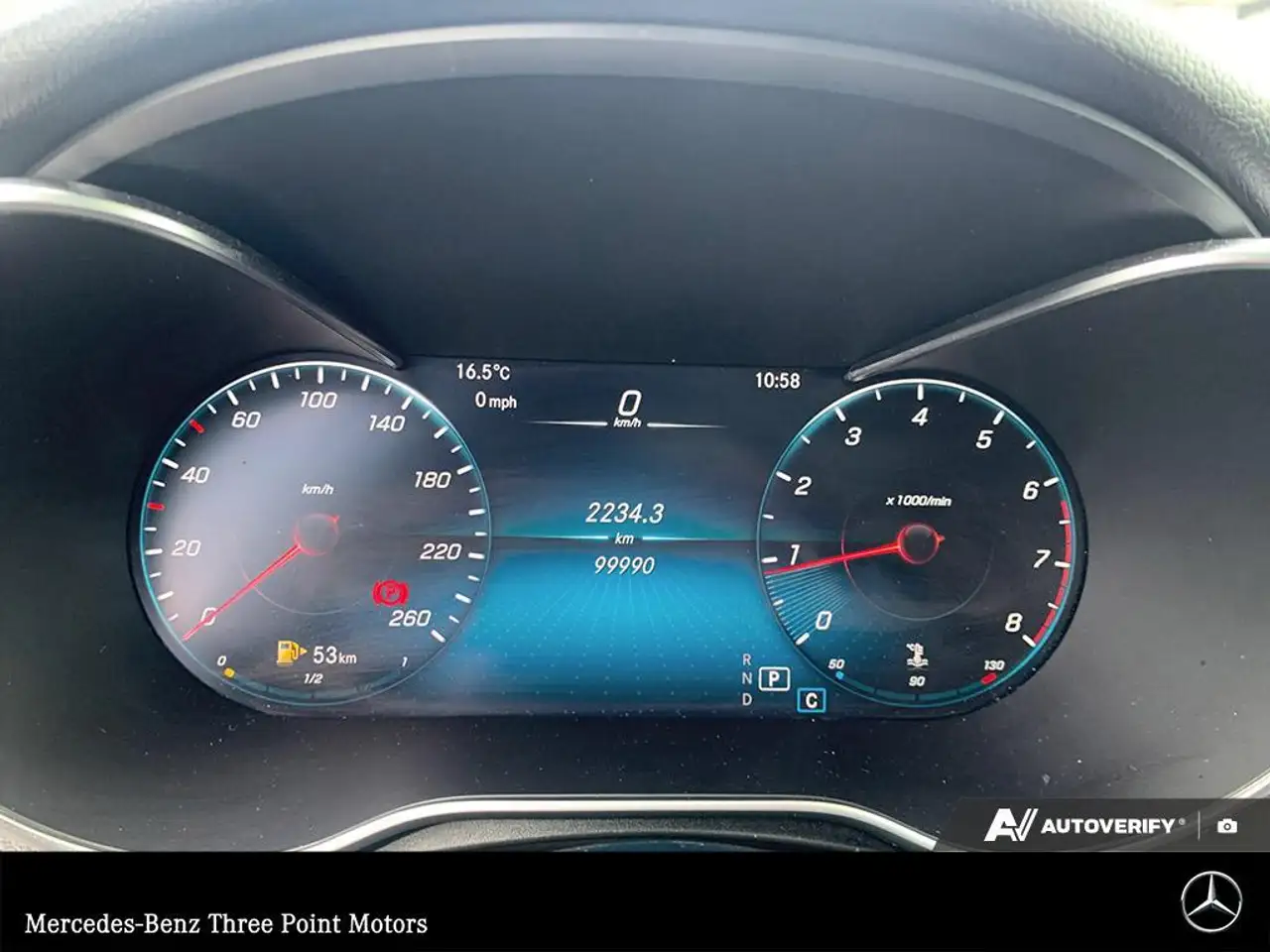 Mercedes-Benz GLC снимка Mercedes-Benz GLC