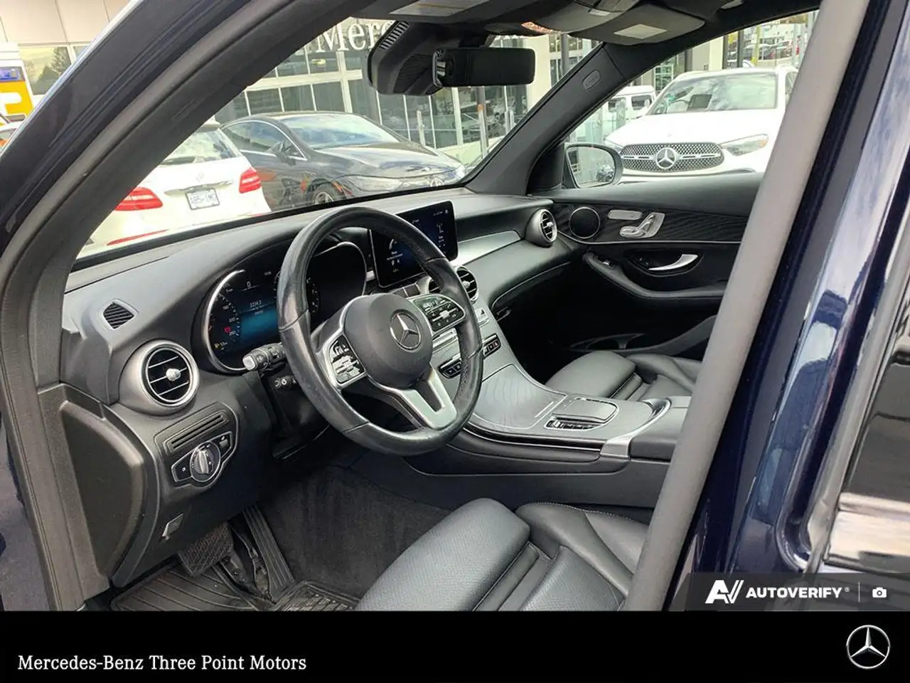 Mercedes-Benz GLC снимка Mercedes-Benz GLC