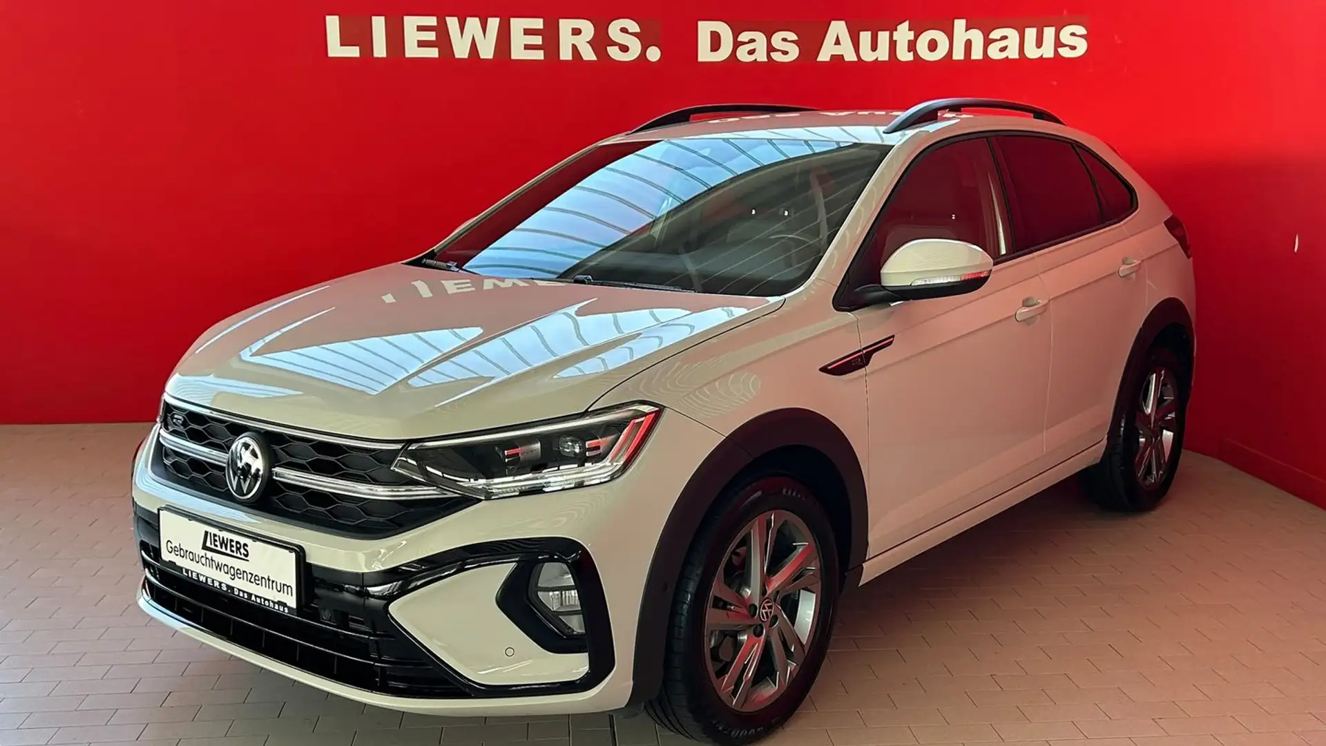Volkswagen Taigo R-Line TSI DSG Grau - 1