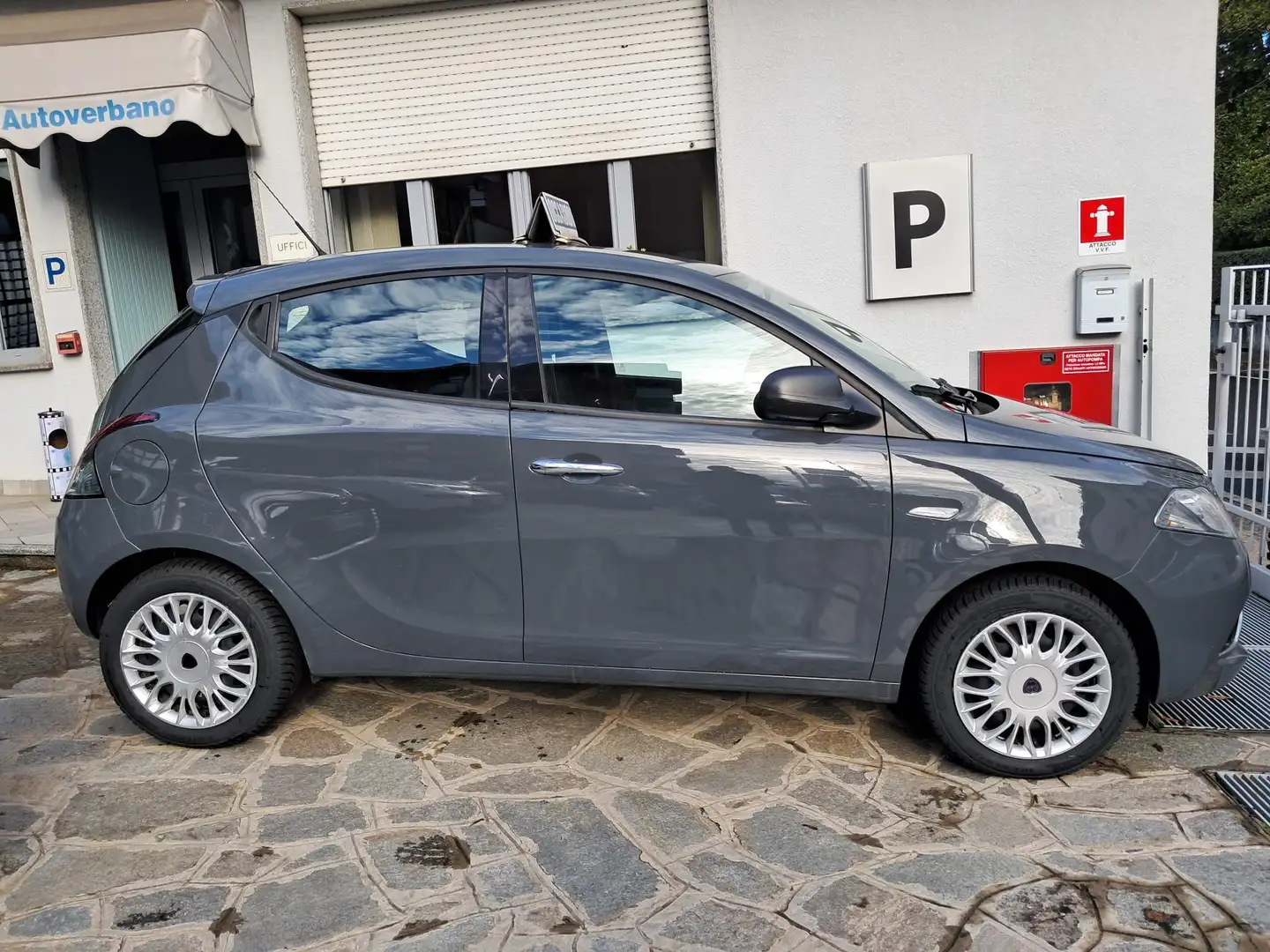Lancia Ypsilon Ypsilon 1.2 69cv Grigio - 2