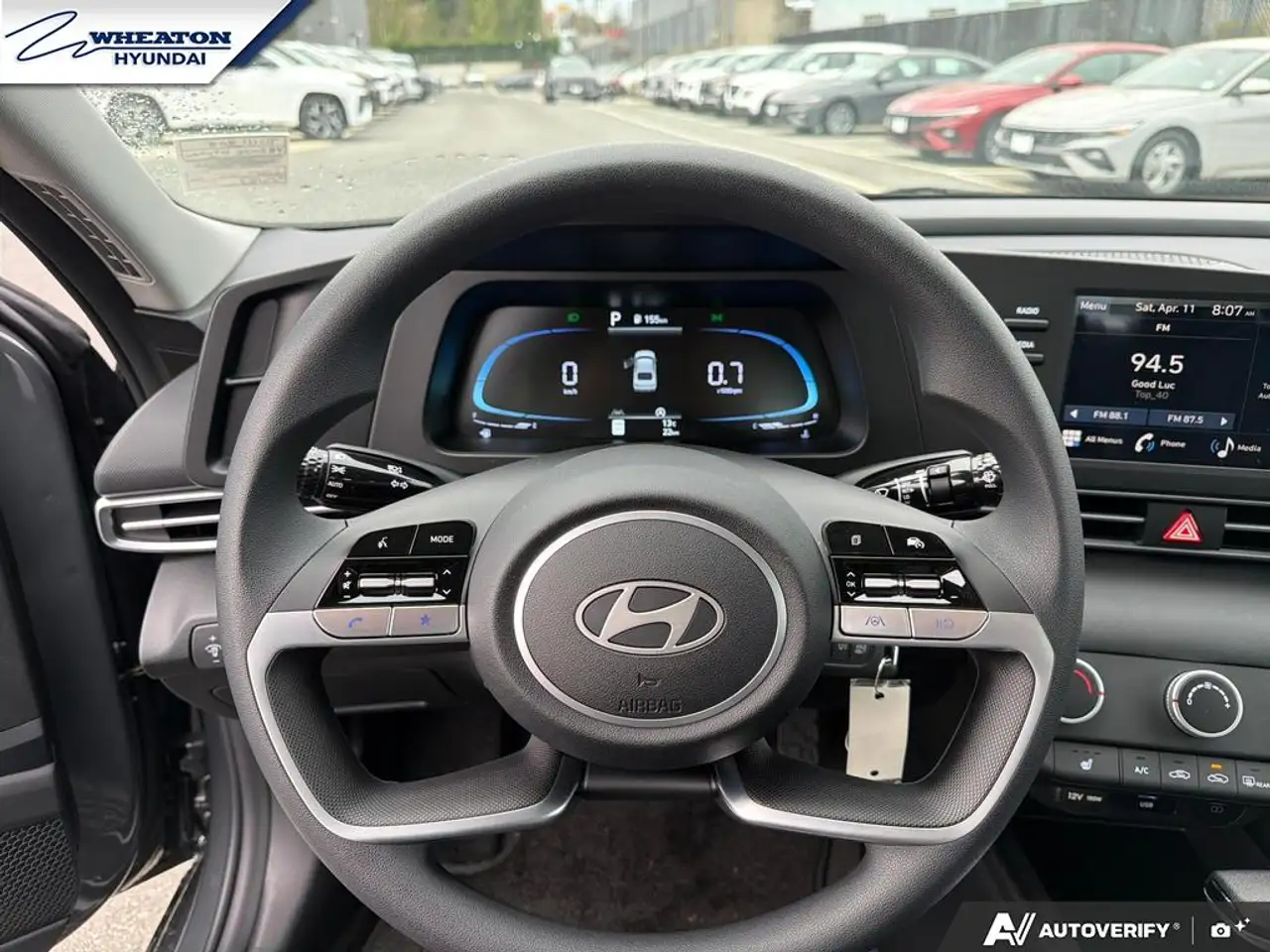 Hyundai ELANTRA снимка Hyundai ELANTRA