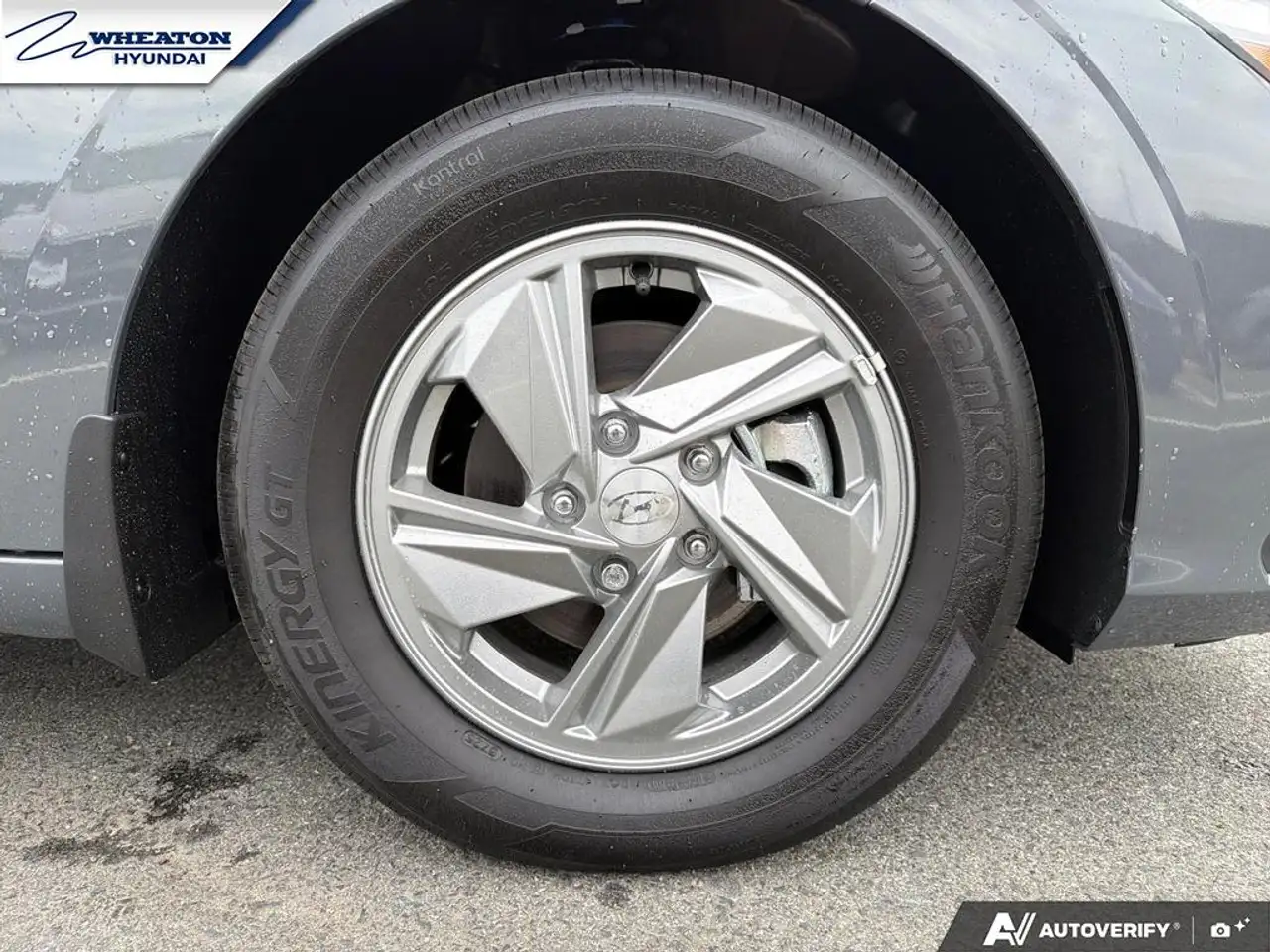 Hyundai ELANTRA снимка Hyundai ELANTRA