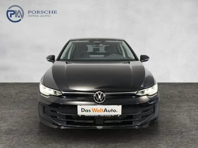 Volkswagen Golf view 2
