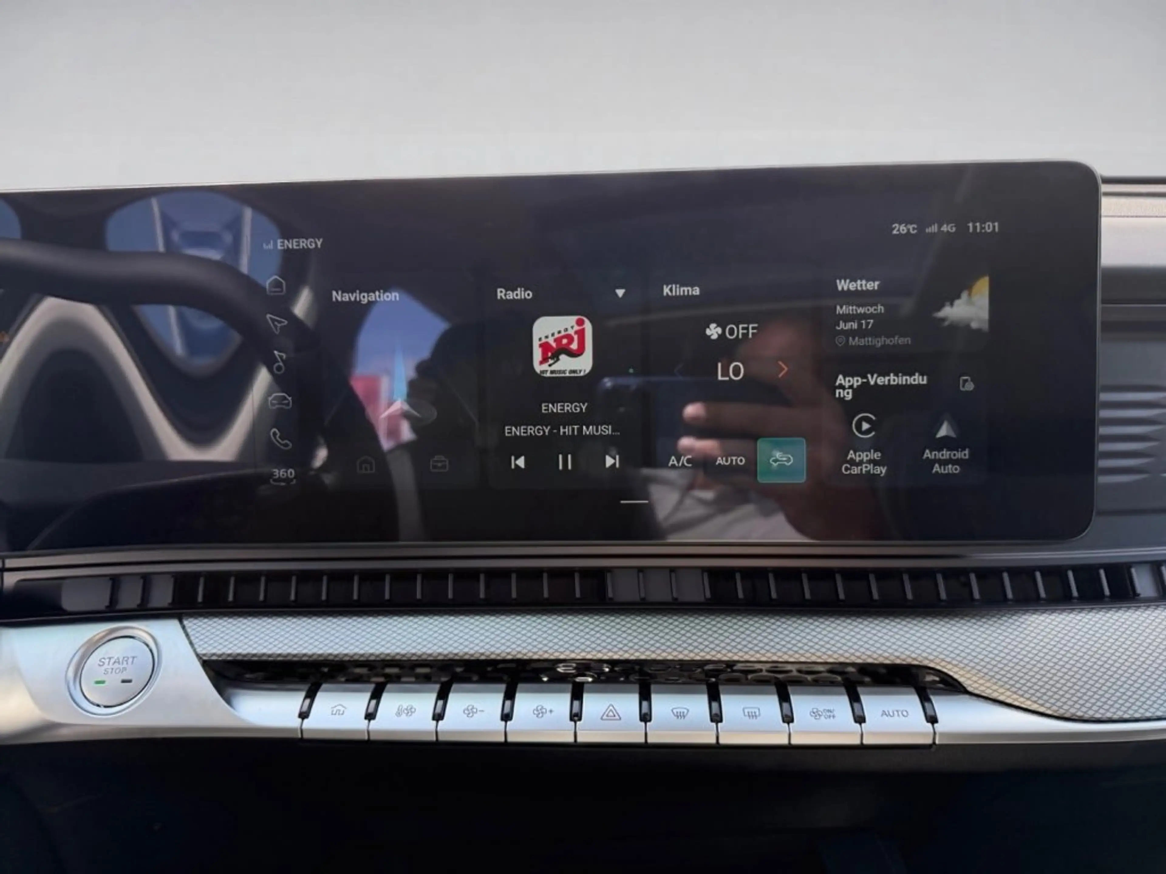 MG MGS9 Luxury PHEV — photo 12
