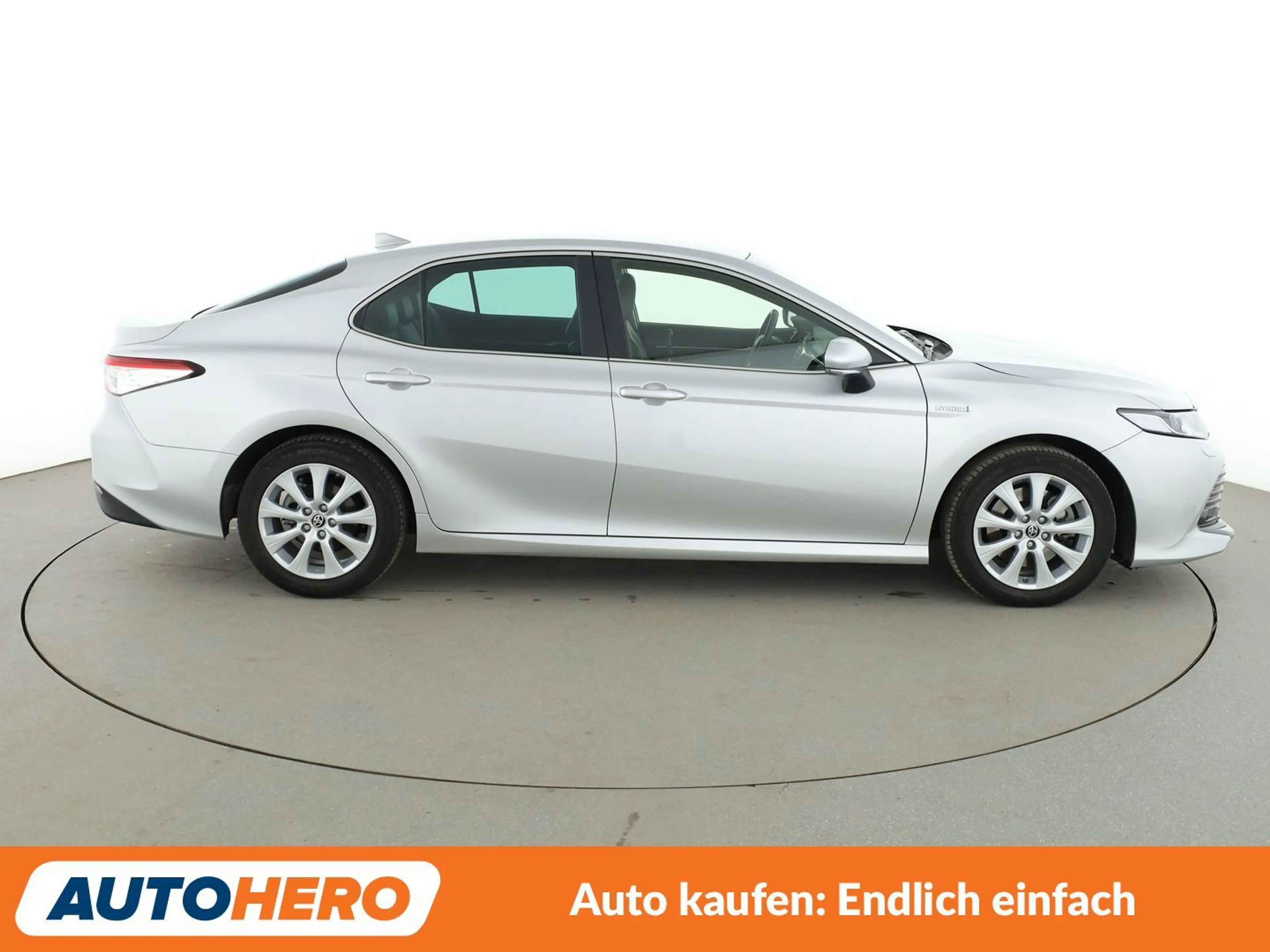 Toyota Camry 2.5 Hybrid Dynamic Aut*NAVI*ACC*CAM*PDC*SHZ* — photo 7