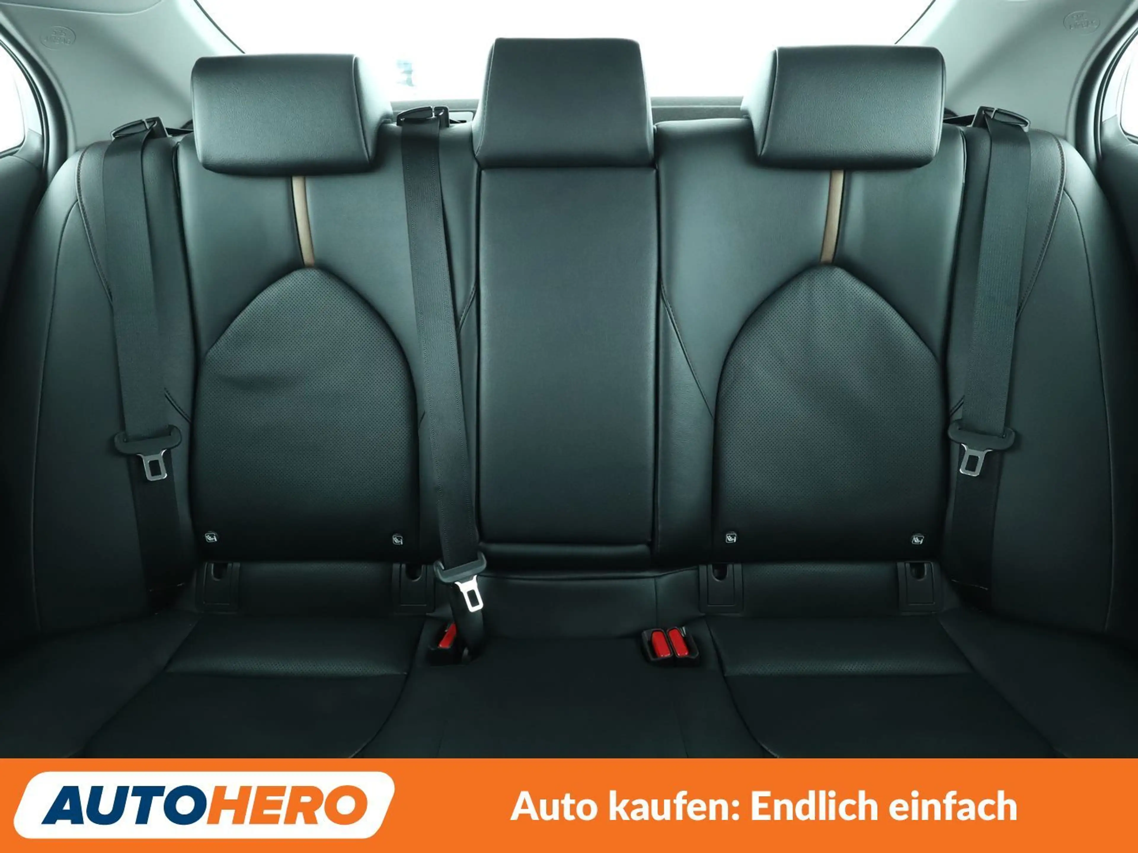 Toyota Camry 2.5 Hybrid Dynamic Aut*NAVI*ACC*CAM*PDC*SHZ* — photo 15