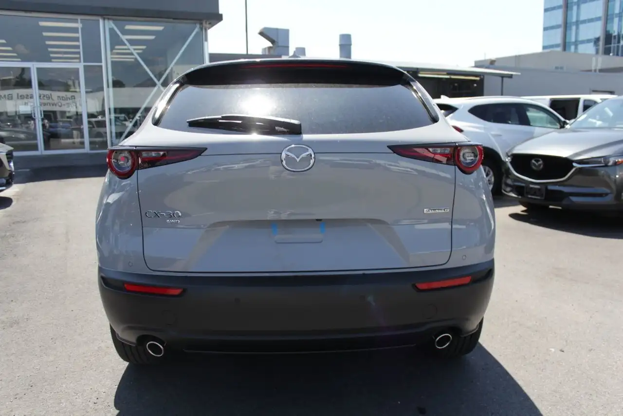 Mazda CX-30 снимка Mazda CX-30